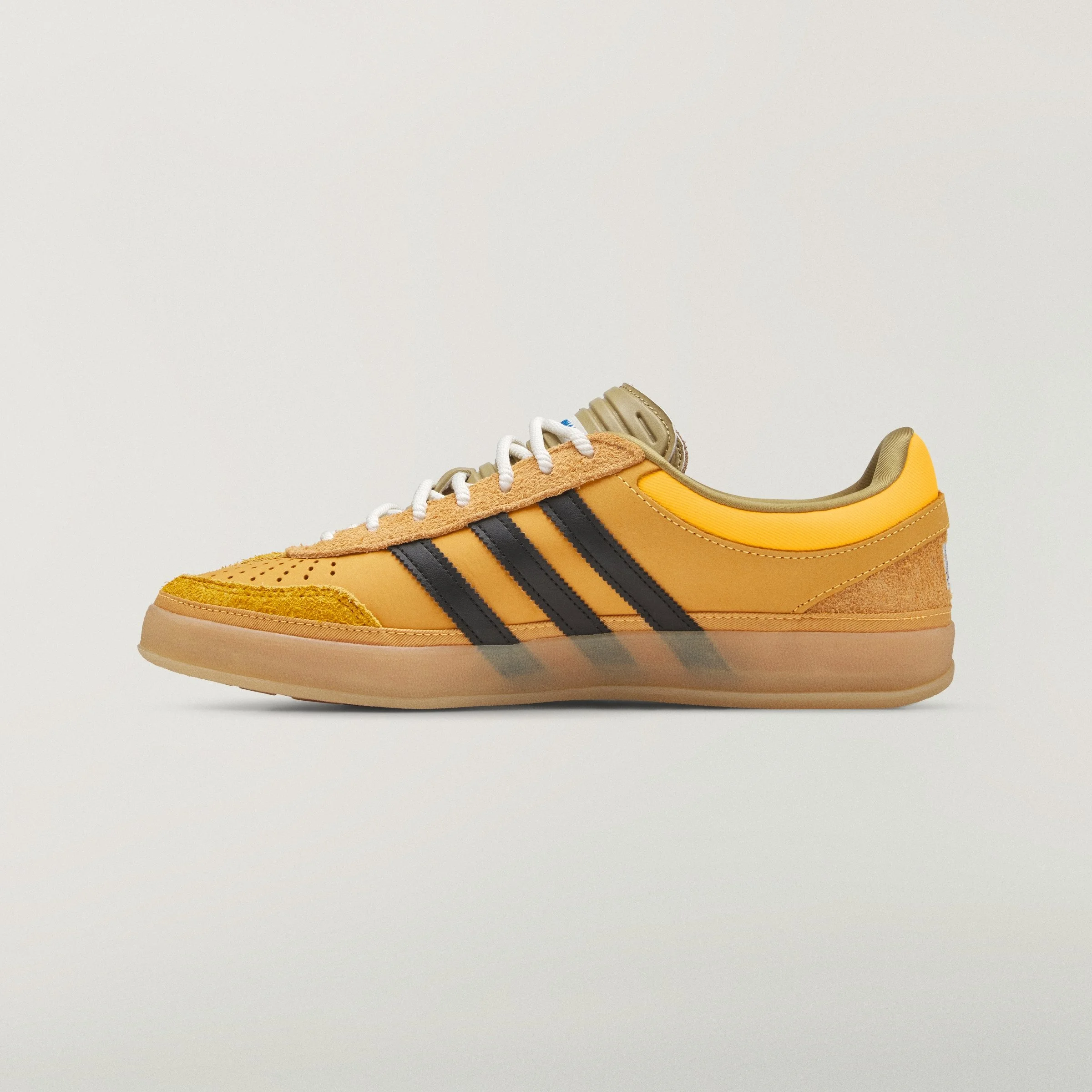 Bad_Bunny_Gazelle_Indoor_Gold_KI2592_06_standard.jpg