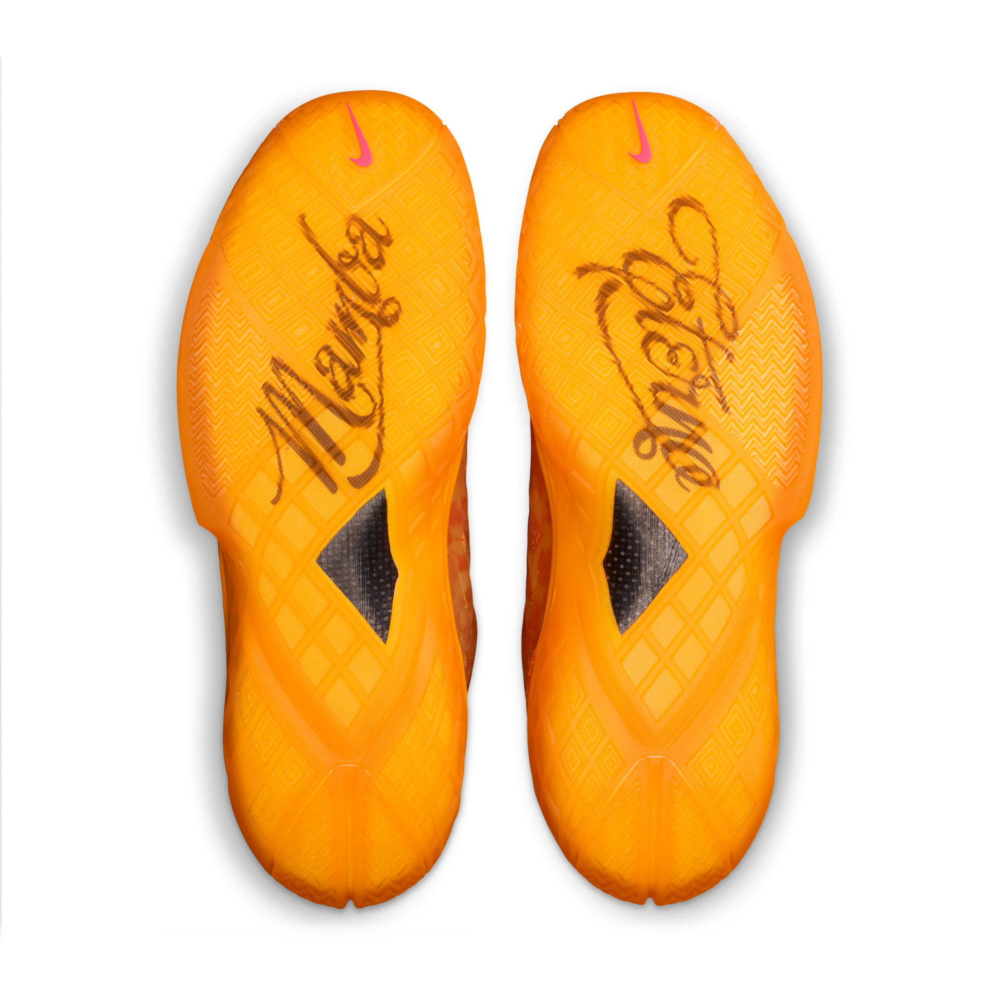 kobe-3-low-protro-mamba-eterno-basketball-shoes-BEmJD5qx (9).png