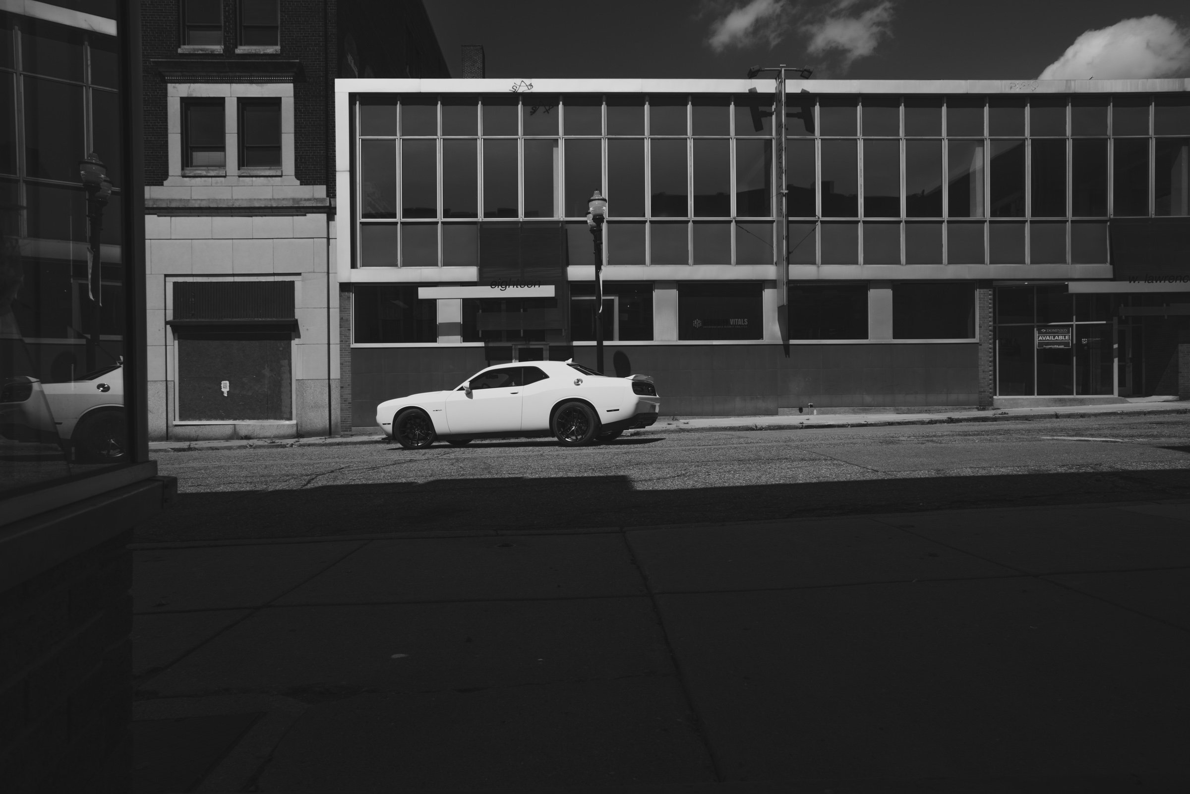 2022 Dodge_34 Rear_Challenger White Knuckle_DSC3563.jpg