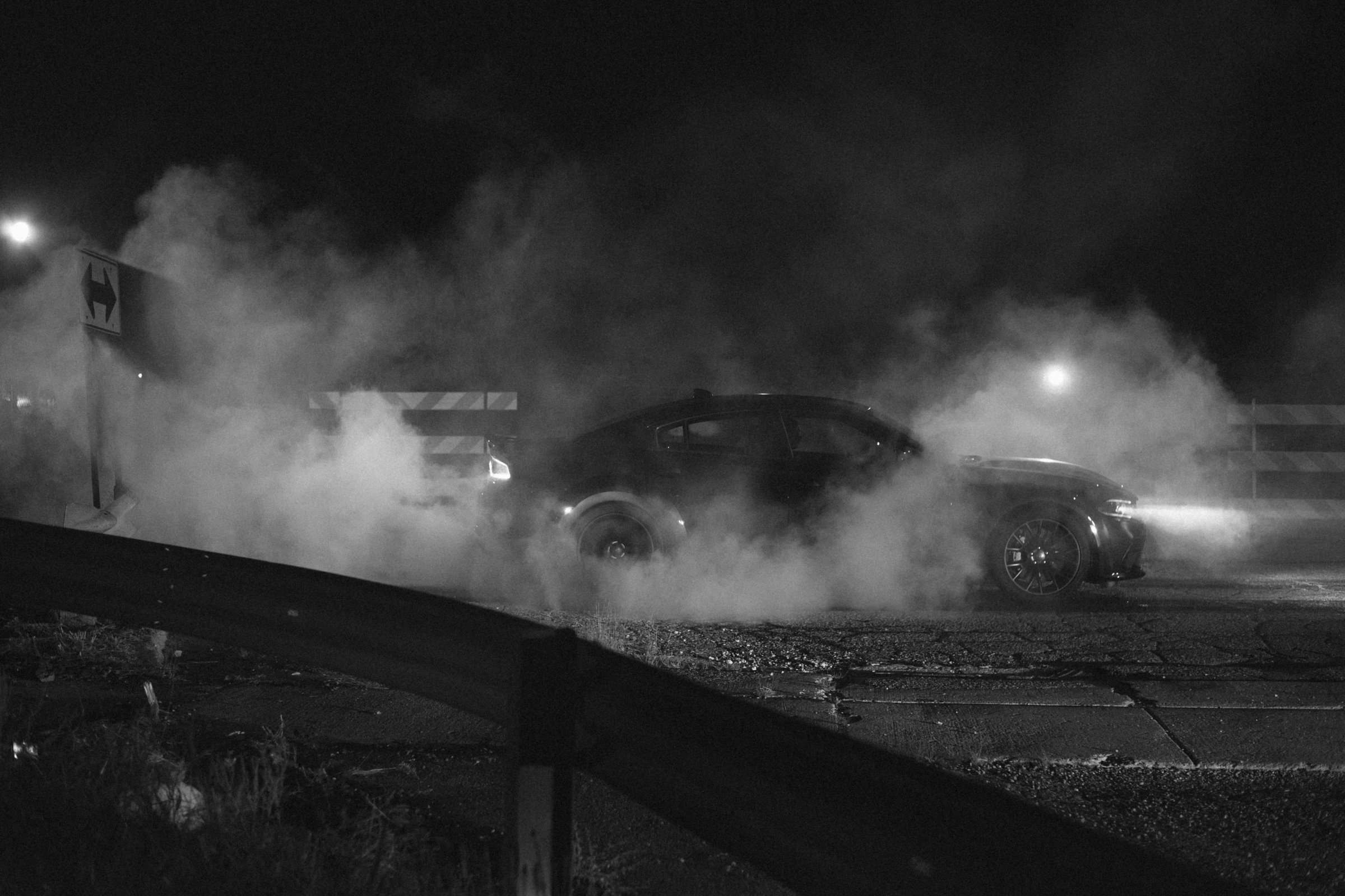 2022 Dodge_Charger Hellcat Redeye Hell Raisin_Night_Burnout_N850377.jpg