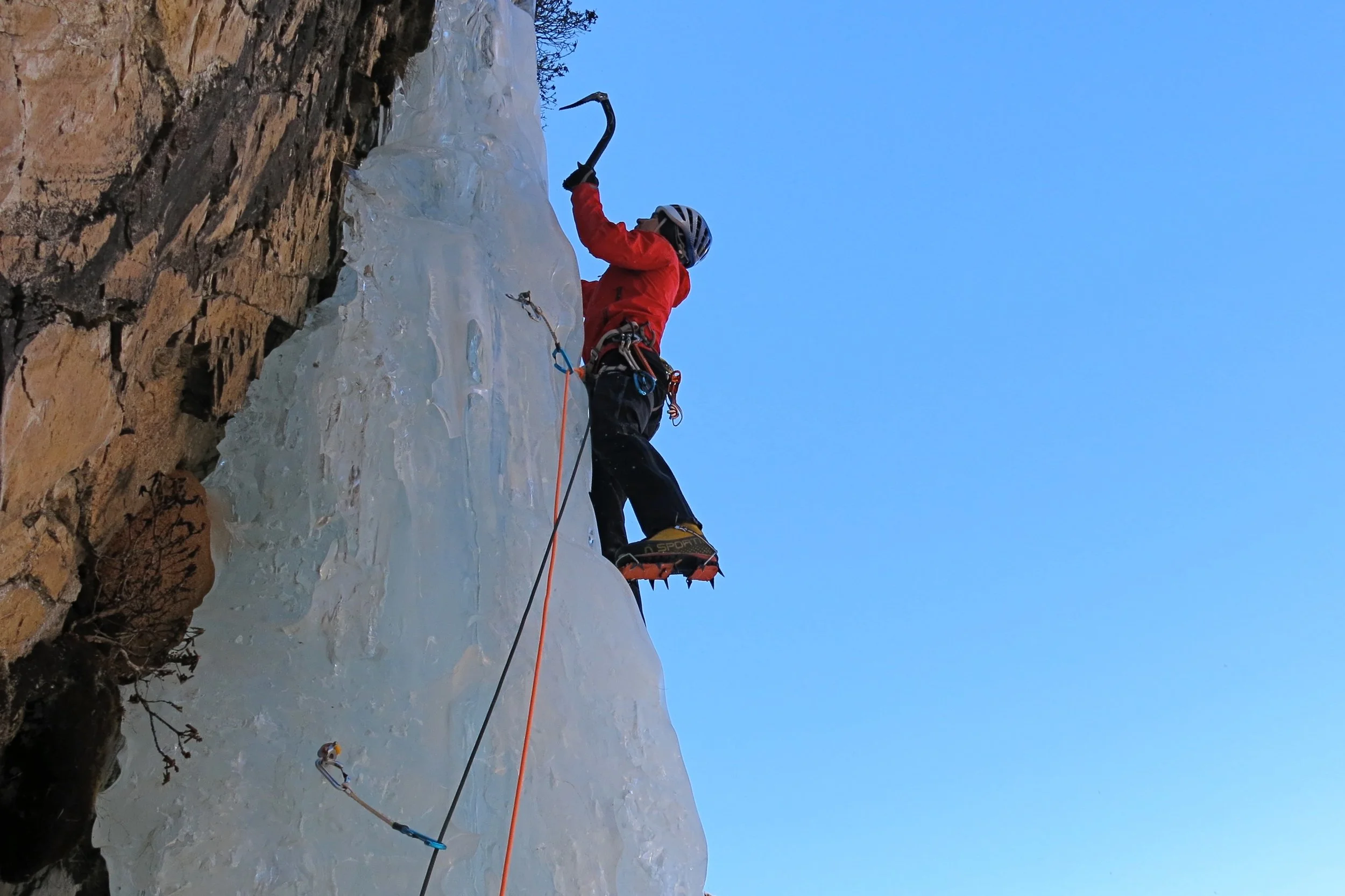 Splashdown WI 6. Rowaling Valley, Nepal. First ascent in 2013 with Kenton Cool.Photo: Gresham collection