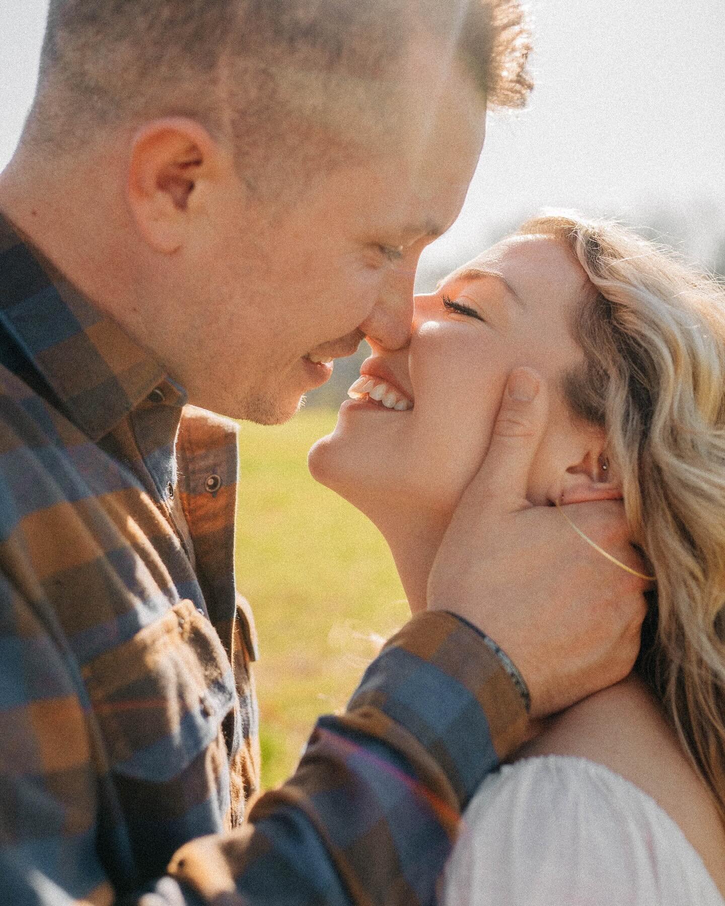 Well&hellip;.. be prepared to see these two on your timeline this entire weekend!!!! 🫨
Absolutely fell in love with these two, and their LOVE. Every👏🏼single👏🏼photo was so beautiful, and I am SO lucky I get to capture HUGE milestones in their liv