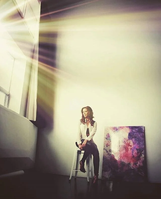 The sun is a daily reminder that we too can rise again from the darkness; that we too can shine our own light☀️ #alwaysremember #quoteoftheday #inspire #quarantinethoughts #reminder #wordsofwisdom #newday #startfresh