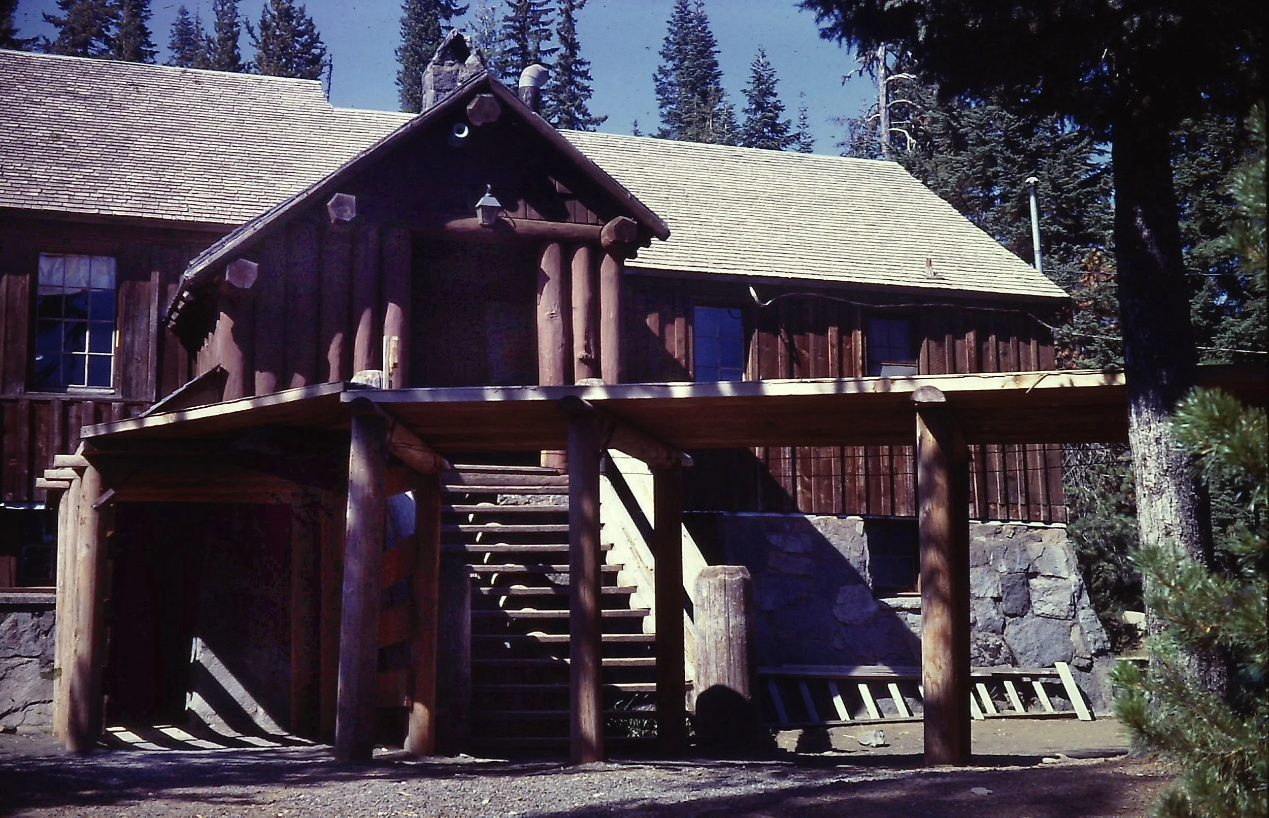 Friends of Santiam Pass Ski Lodge 