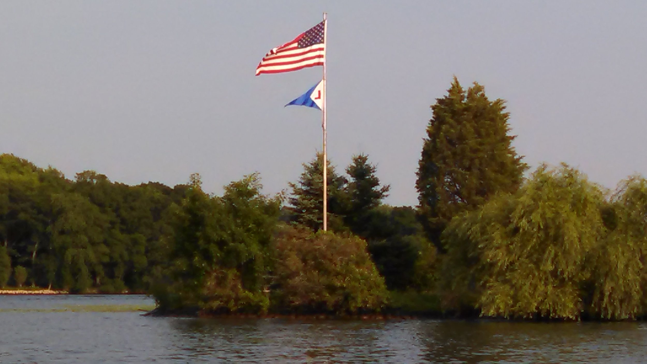 flag island 1.jpg
