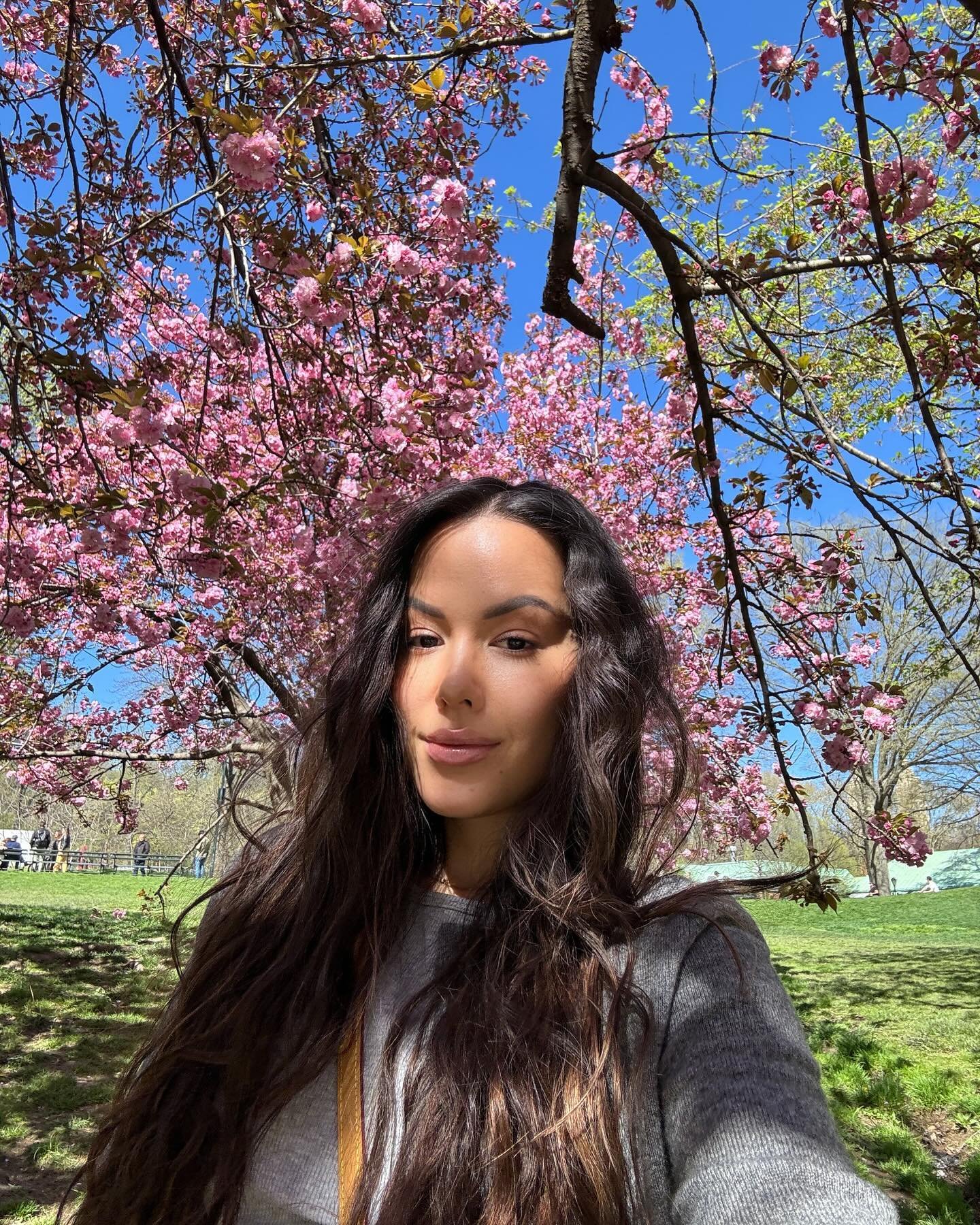 cherry blossoms are everywhere in central park 🌸 such a gorgeous day!