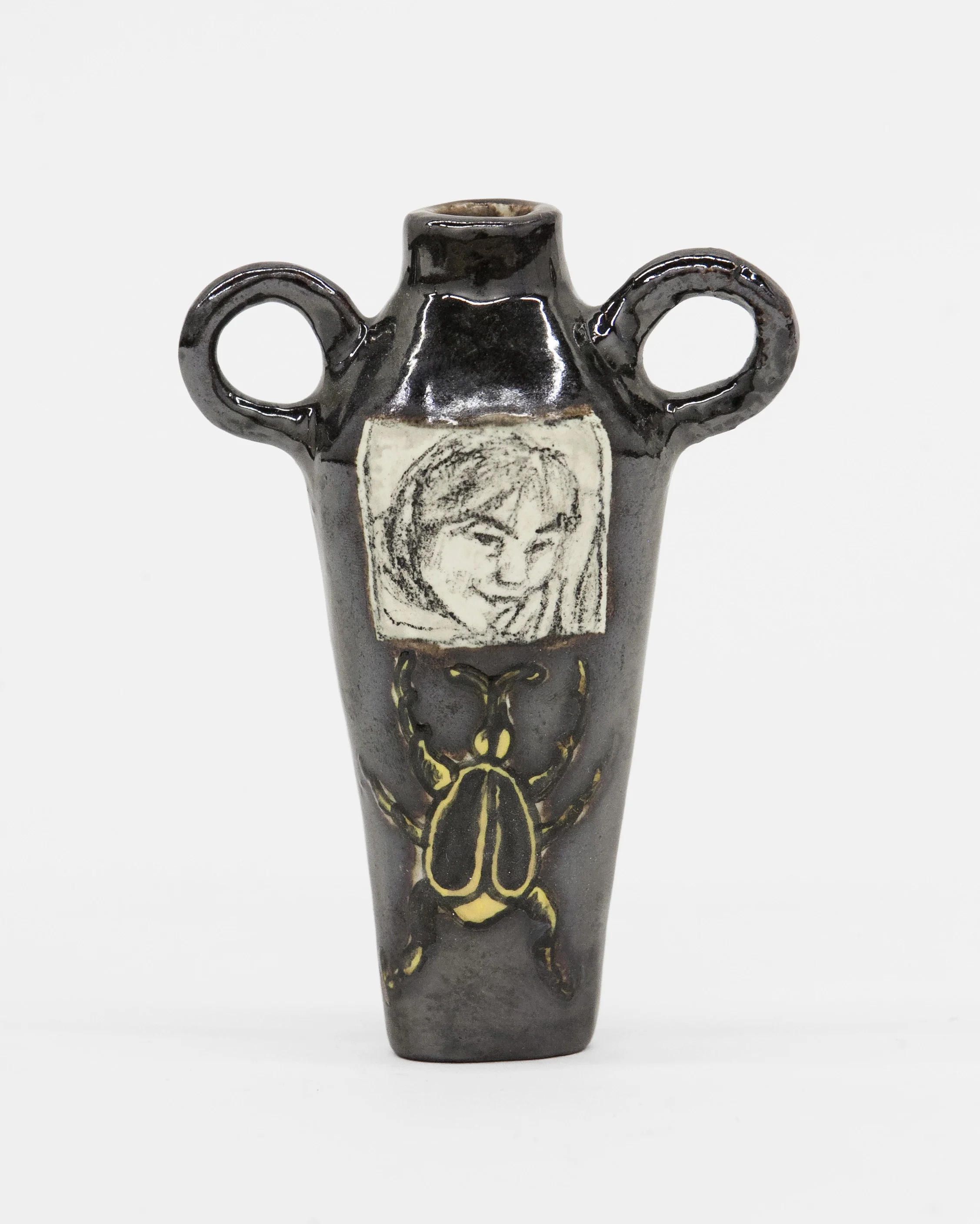 paigevalentien_chromelittleblackvase.jpg
