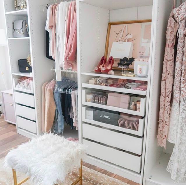 Wardrobe Detox Service Sarah Styles Personal Stylist And