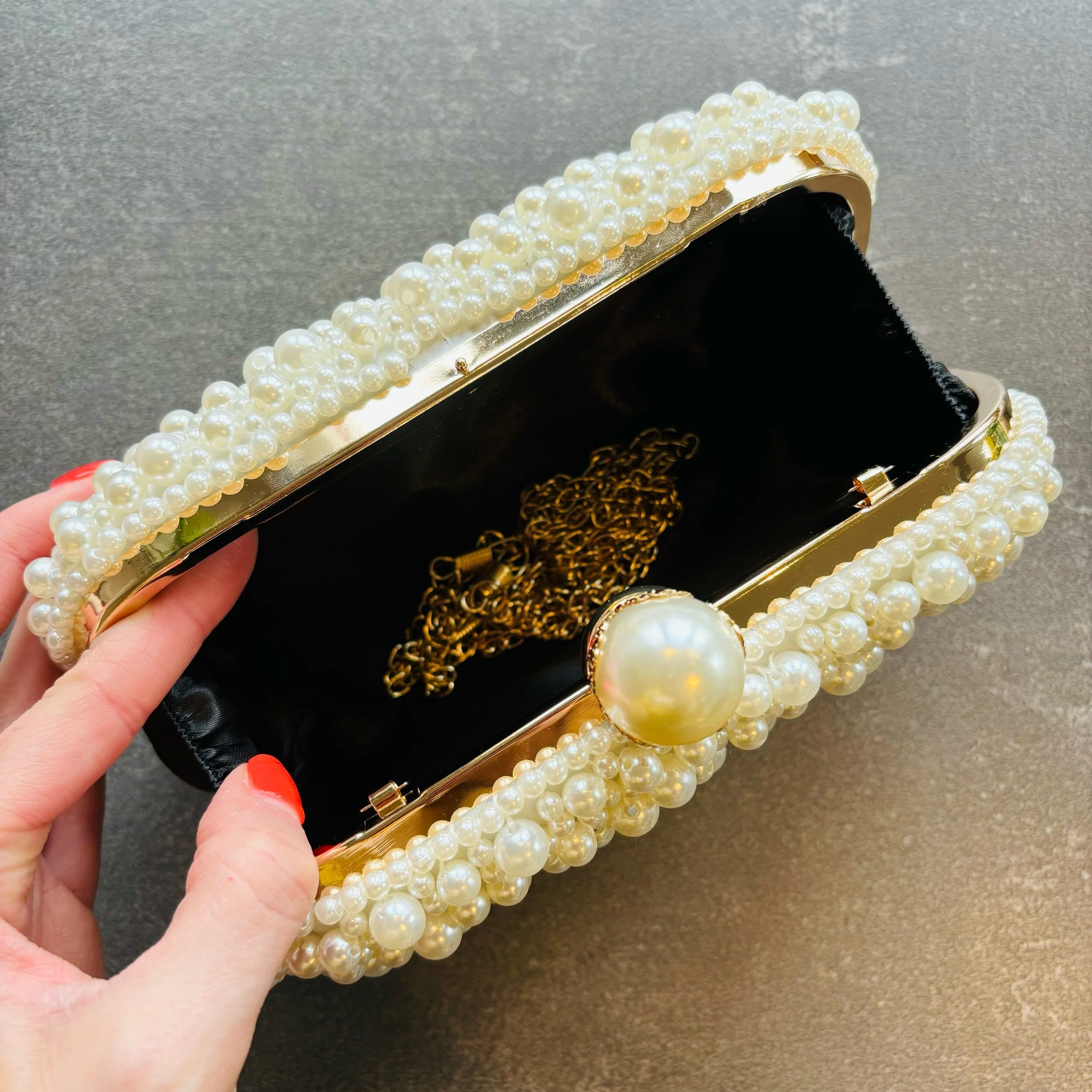 EFC54CE1-07BF-4055-AA48-A747F65BA789