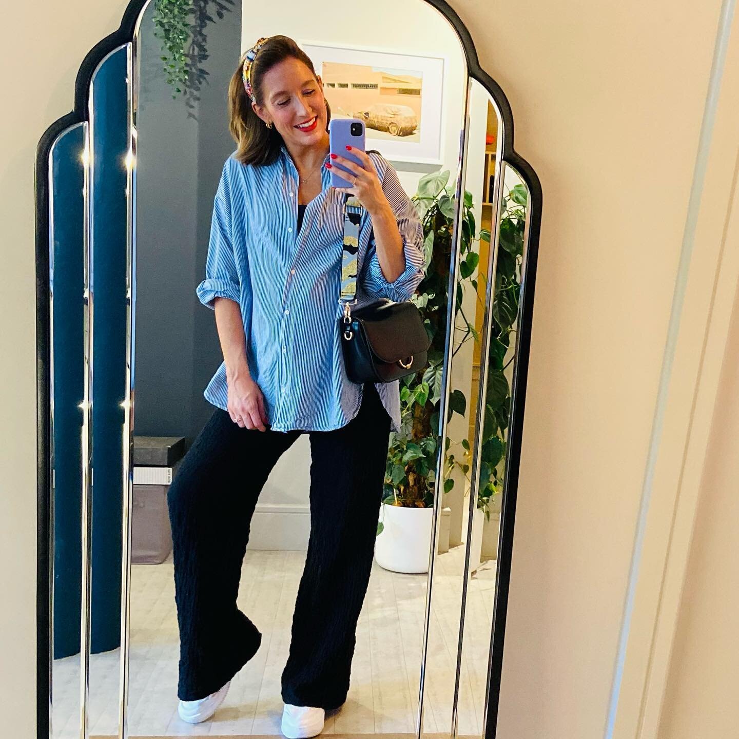 Living in oversized styles at the moment and loving it 🥰 although I am missing my jeans! I&rsquo;ve managed to only buy a few styles during my whole pregnancy so I&rsquo;ll share a few favourites on Stories today as they aren&rsquo;t maternity speci