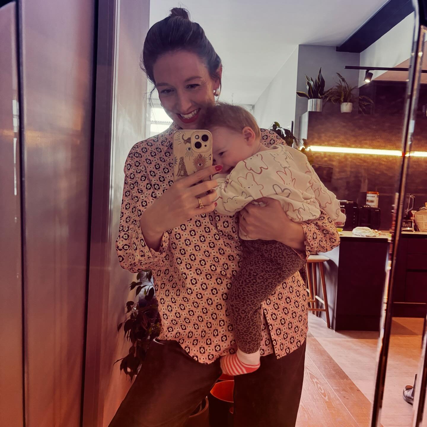 This is about as good as my outfit posts are going to get with my little shadow in tow 🥰🤣 On a side note, I bought this Zara shirt from a charity shop yesterday for &pound;6.50, so just a reminder to check your local charity shops as I don&rsquo;t 