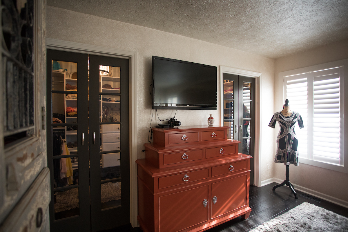 Linen Finish Interior B room.jpg