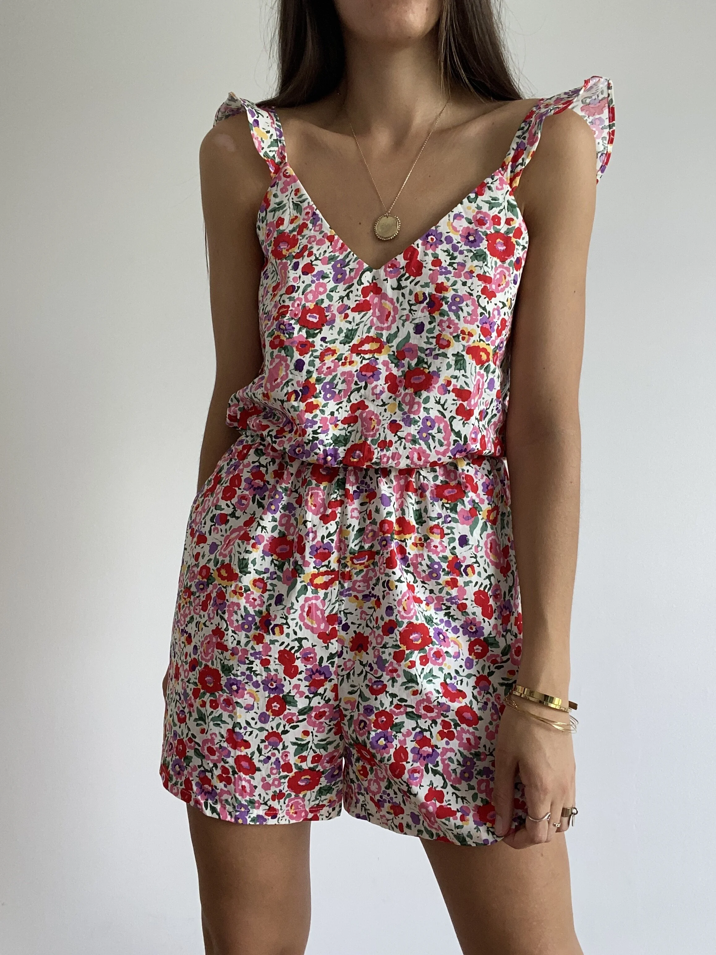 D8F9A20C-AD98-40A2-9BF8-EBCA436E5F33