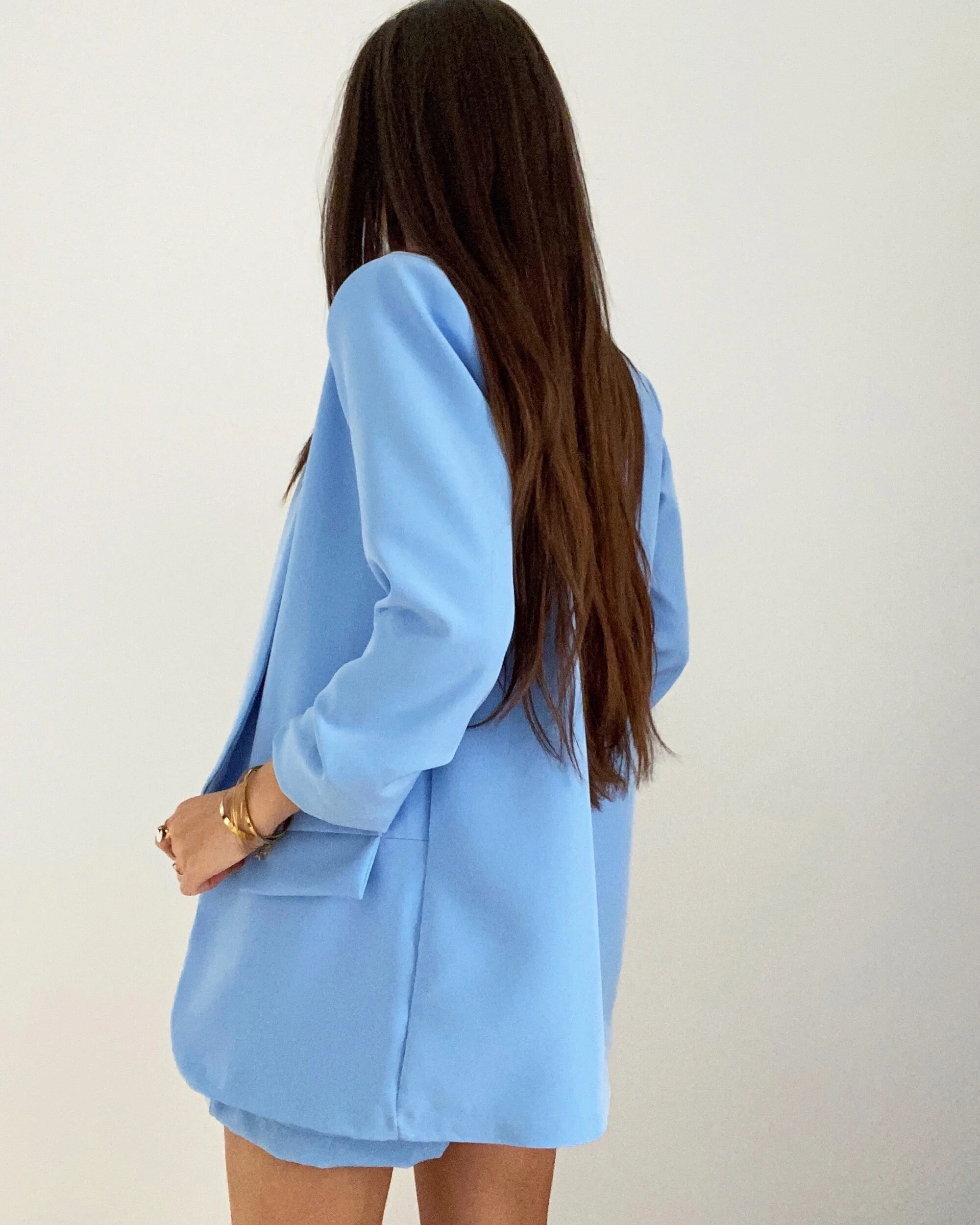 ADFBAF85-01C1-4DF6-AEE8-21CDF317CB72