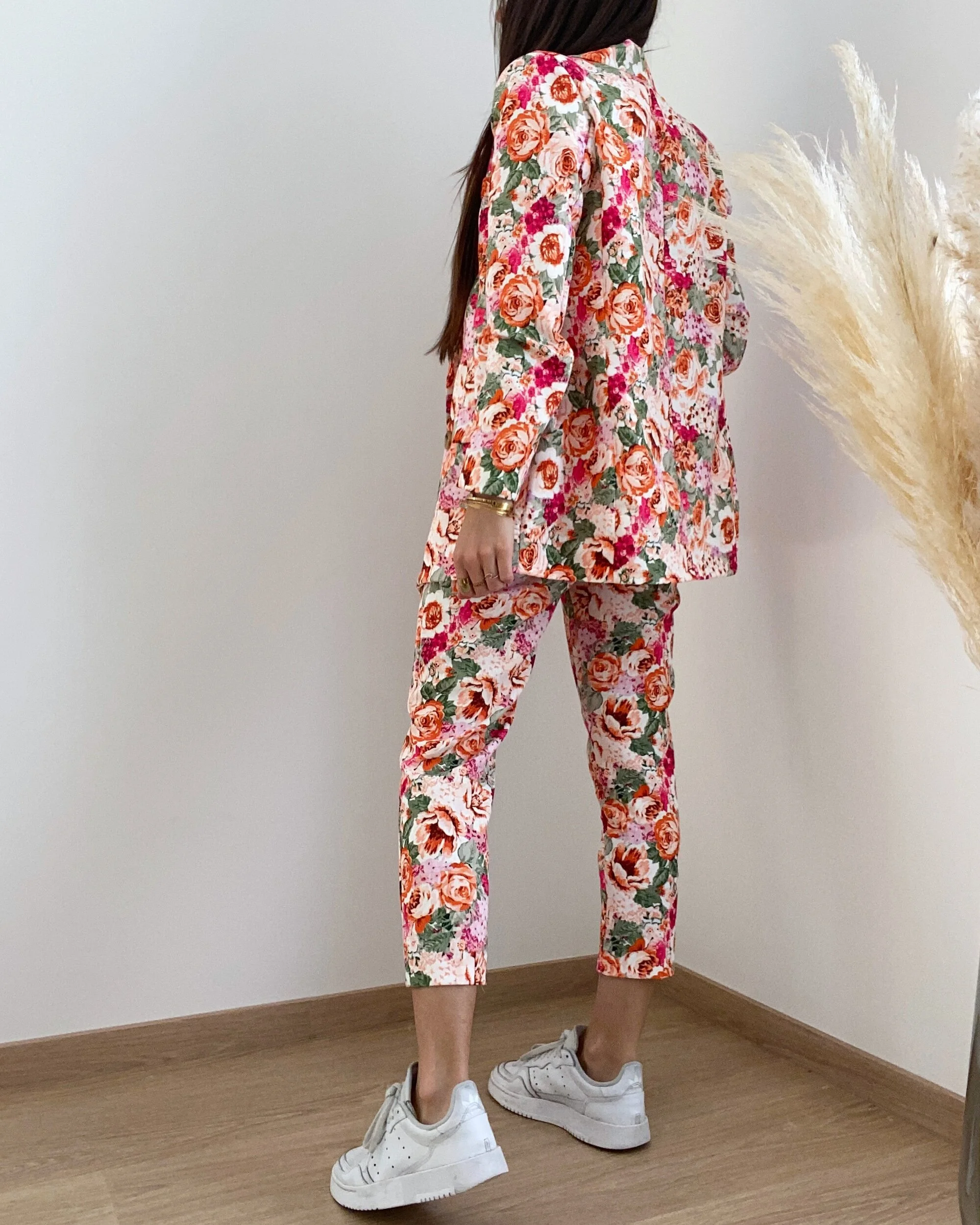 6C1E1712-ACEC-4E91-85C6-3459CDD12C96