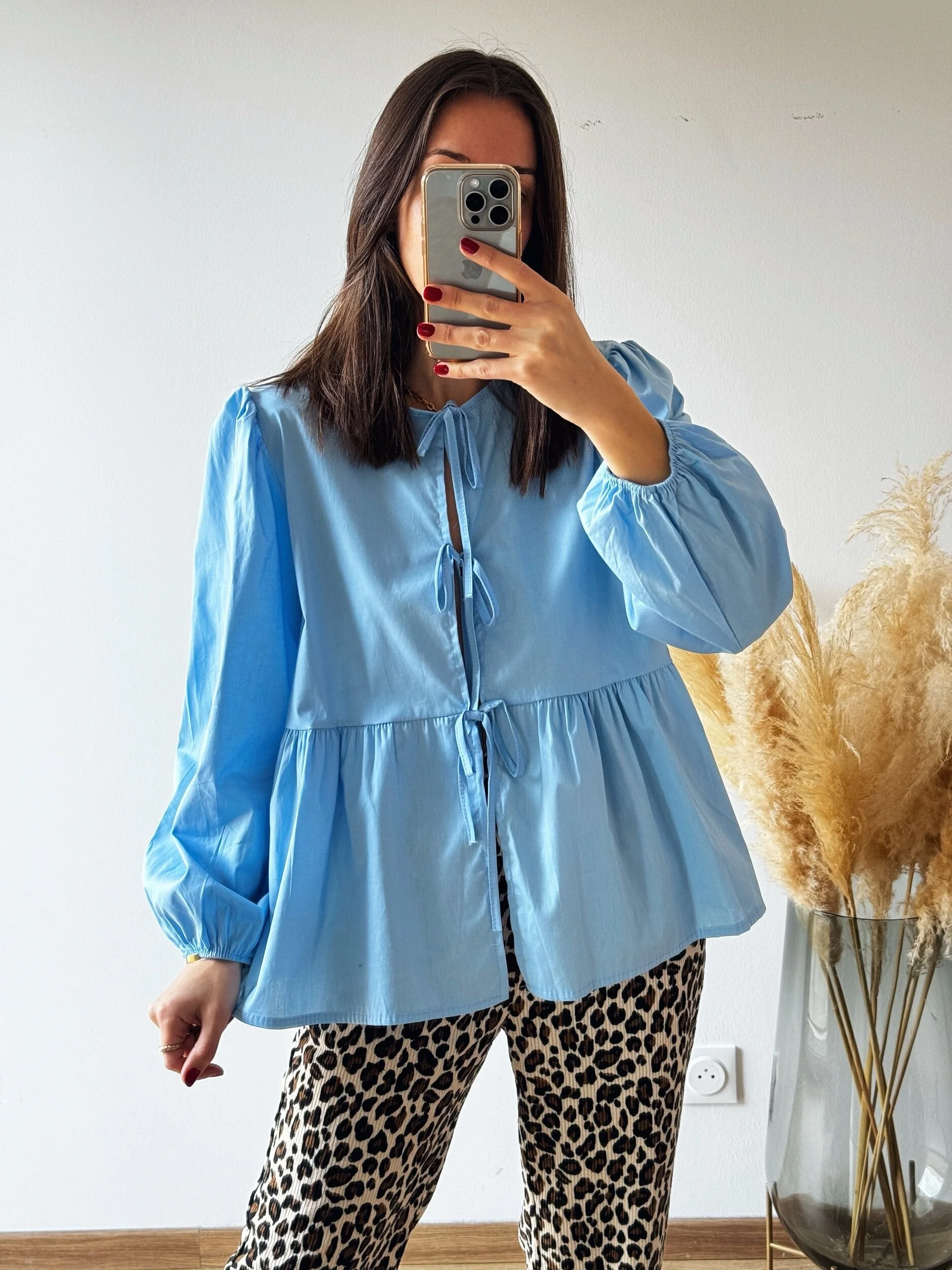 F6D12BB9-970C-45B2-AEE1-F7B65F260A44