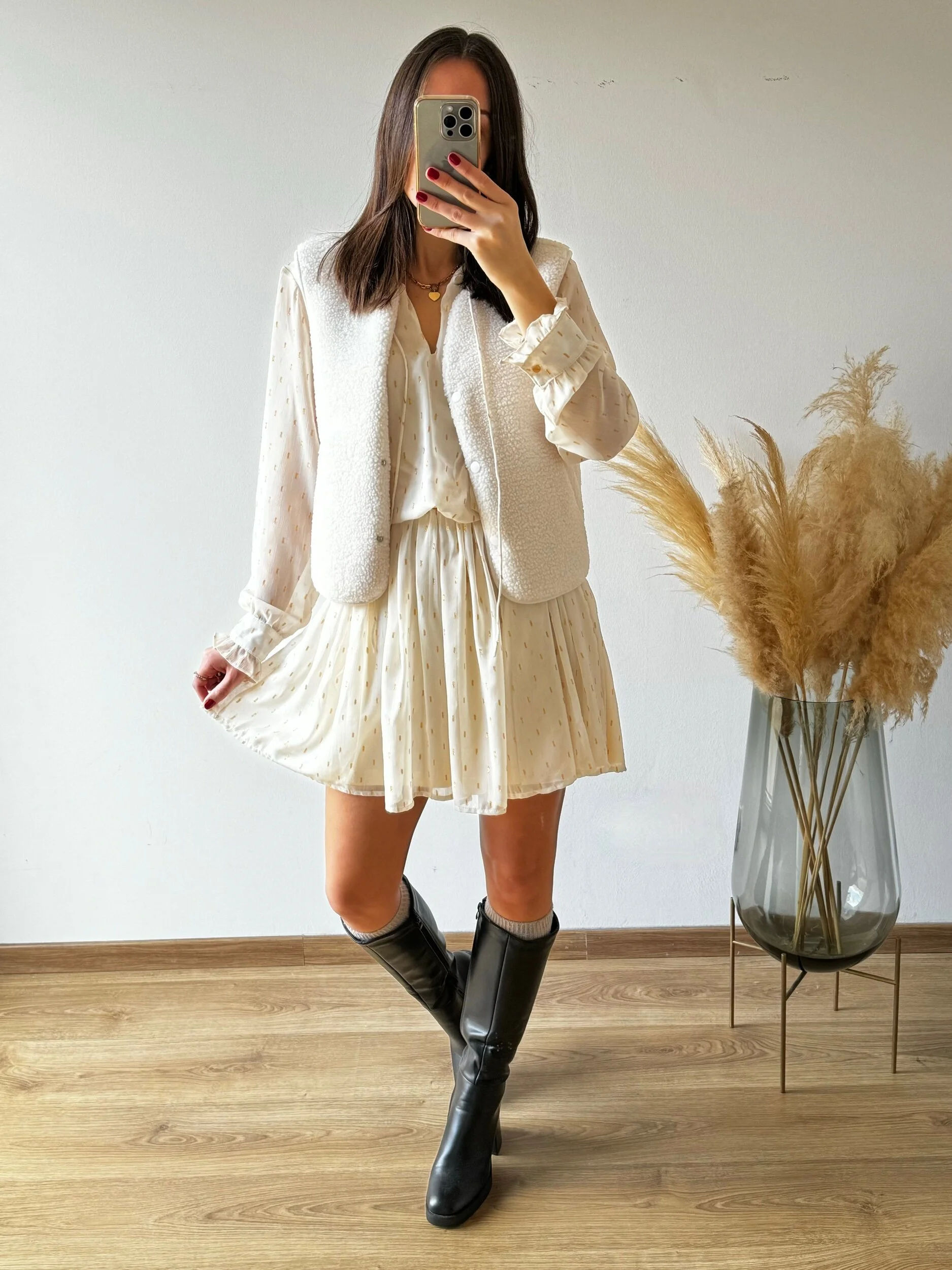 D1714796-C40C-4995-B71C-A05A6FE13411