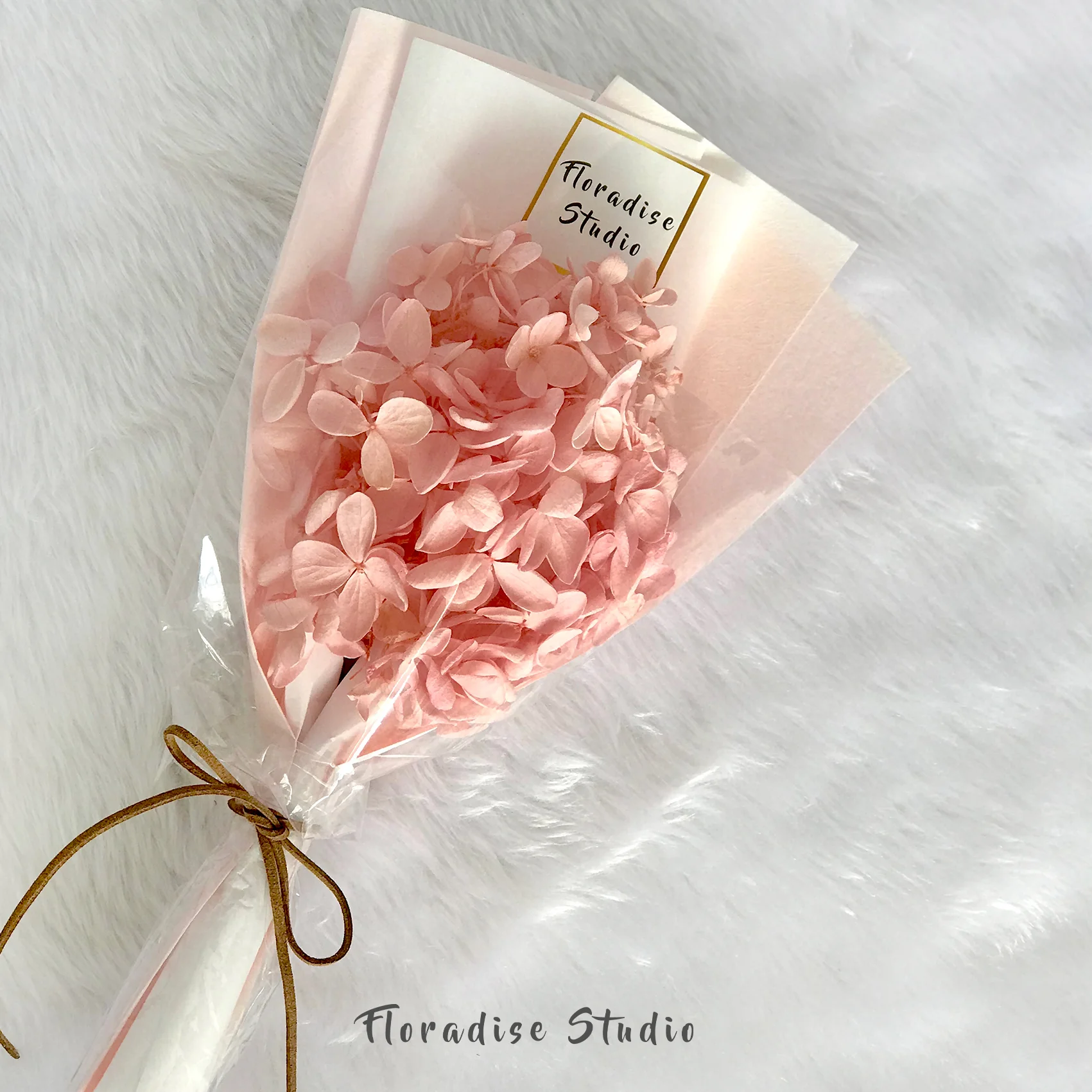 hydrangea_bouquet_pink_wm.jpg