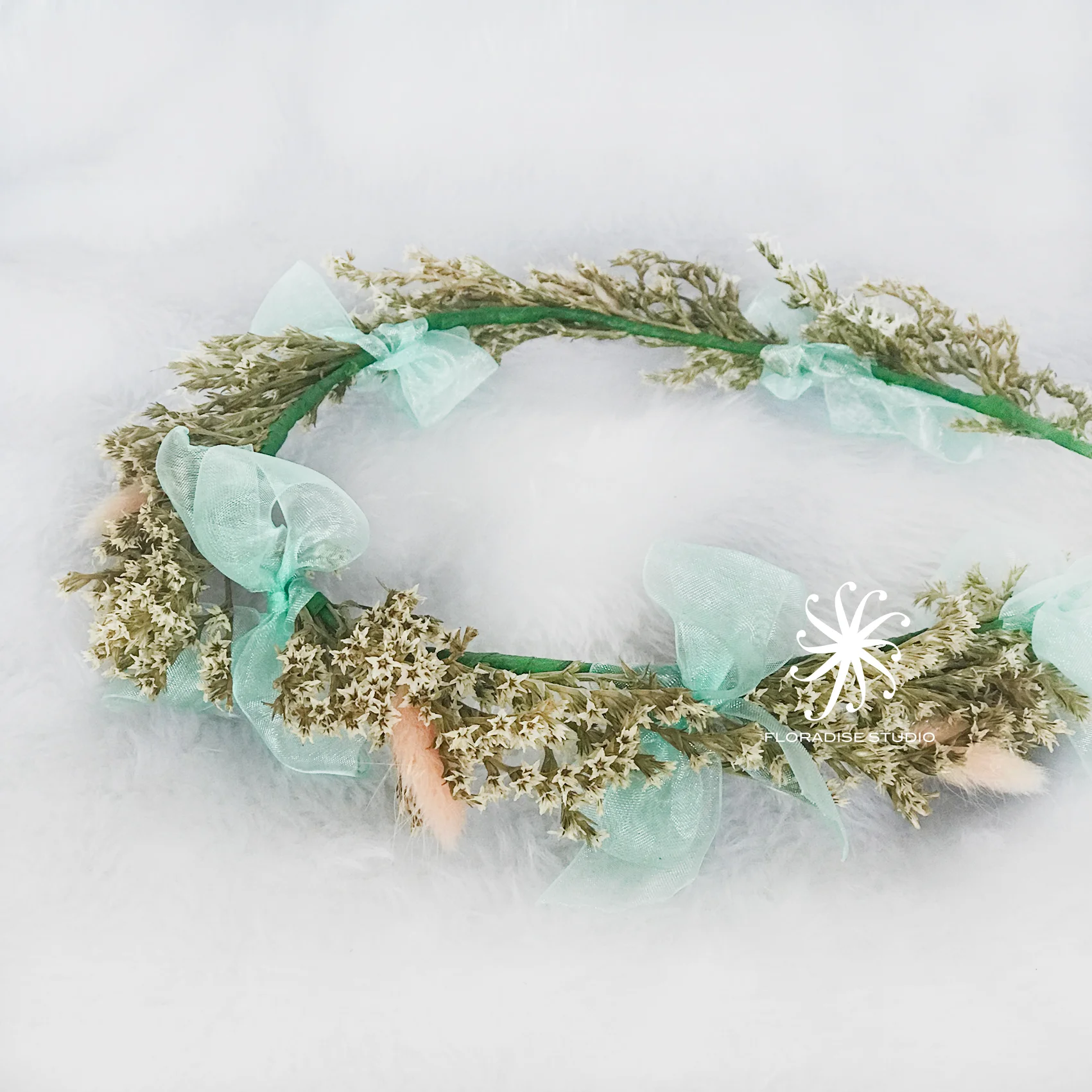 flowercrown(kid)_closeup.jpg