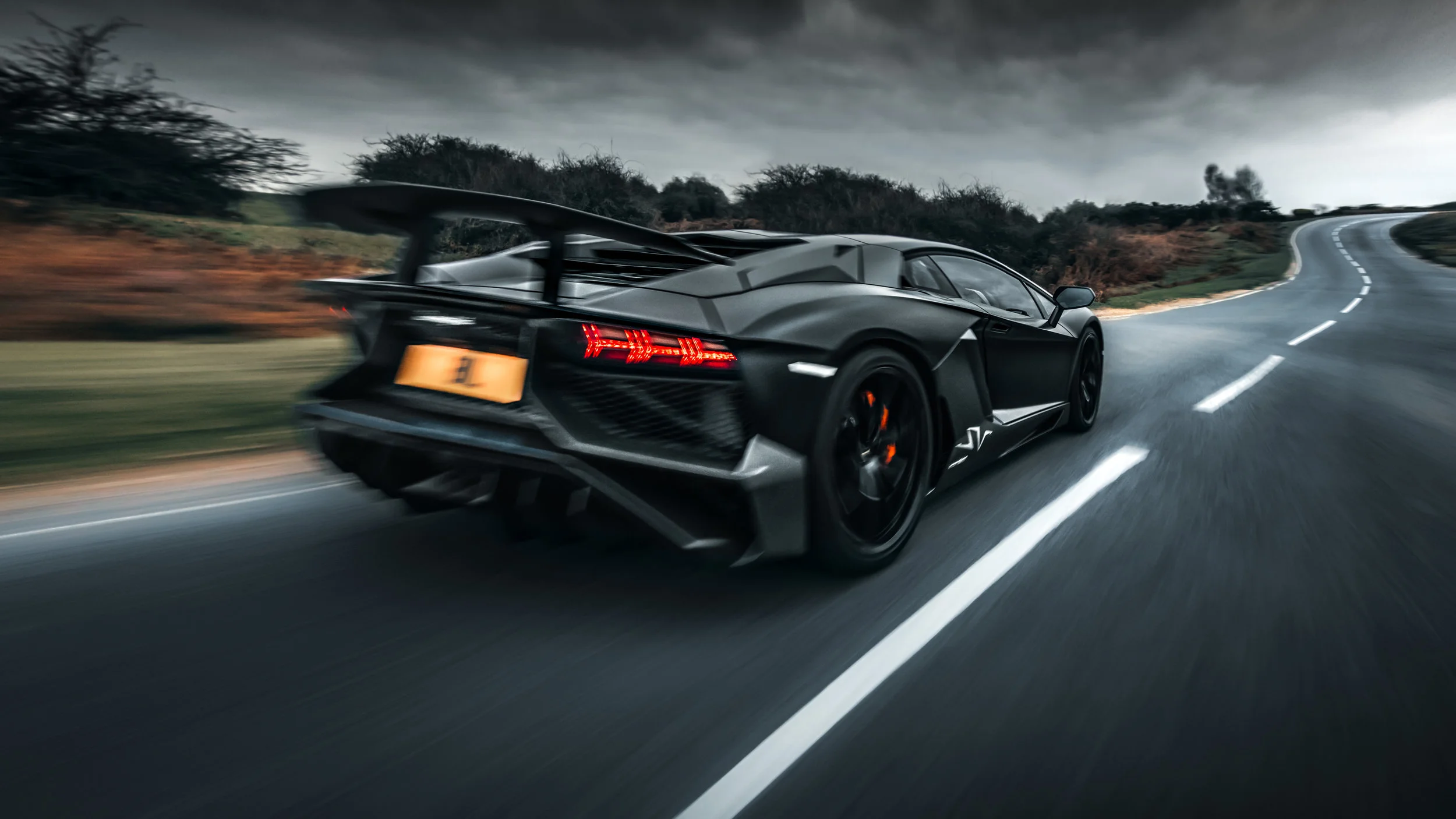 Lamborghini Aventador SV-16.jpg