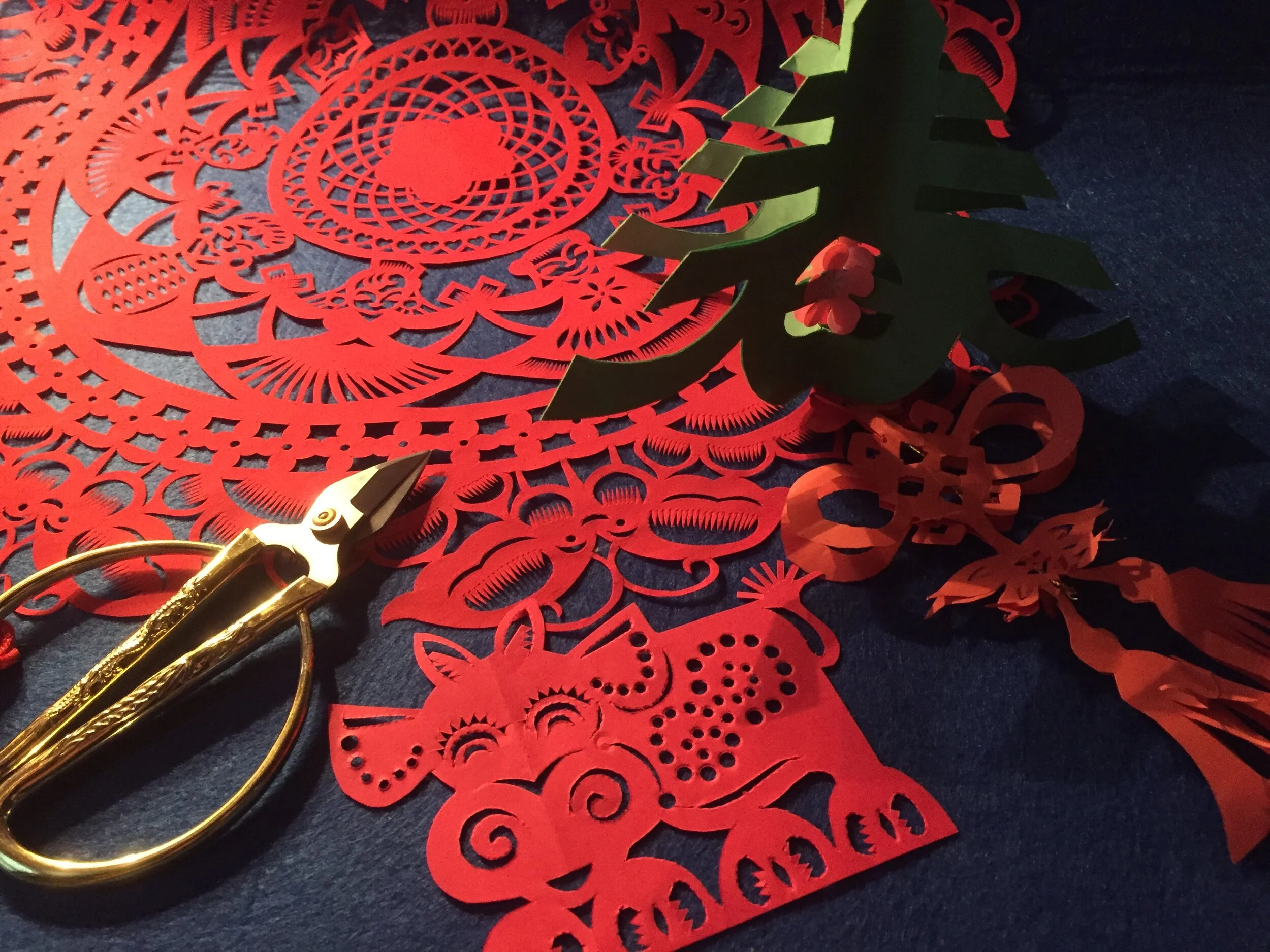 Chuang Hua Papercutting 窗花剪紙 Workshop