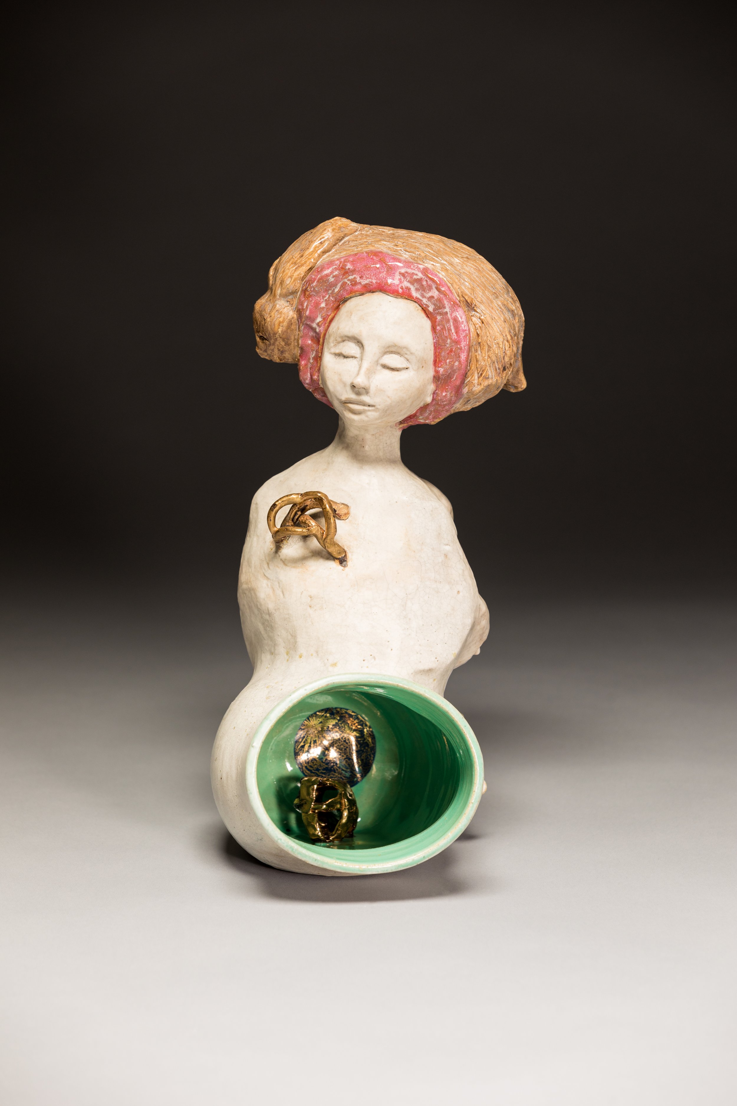 TIFFANY LEACH