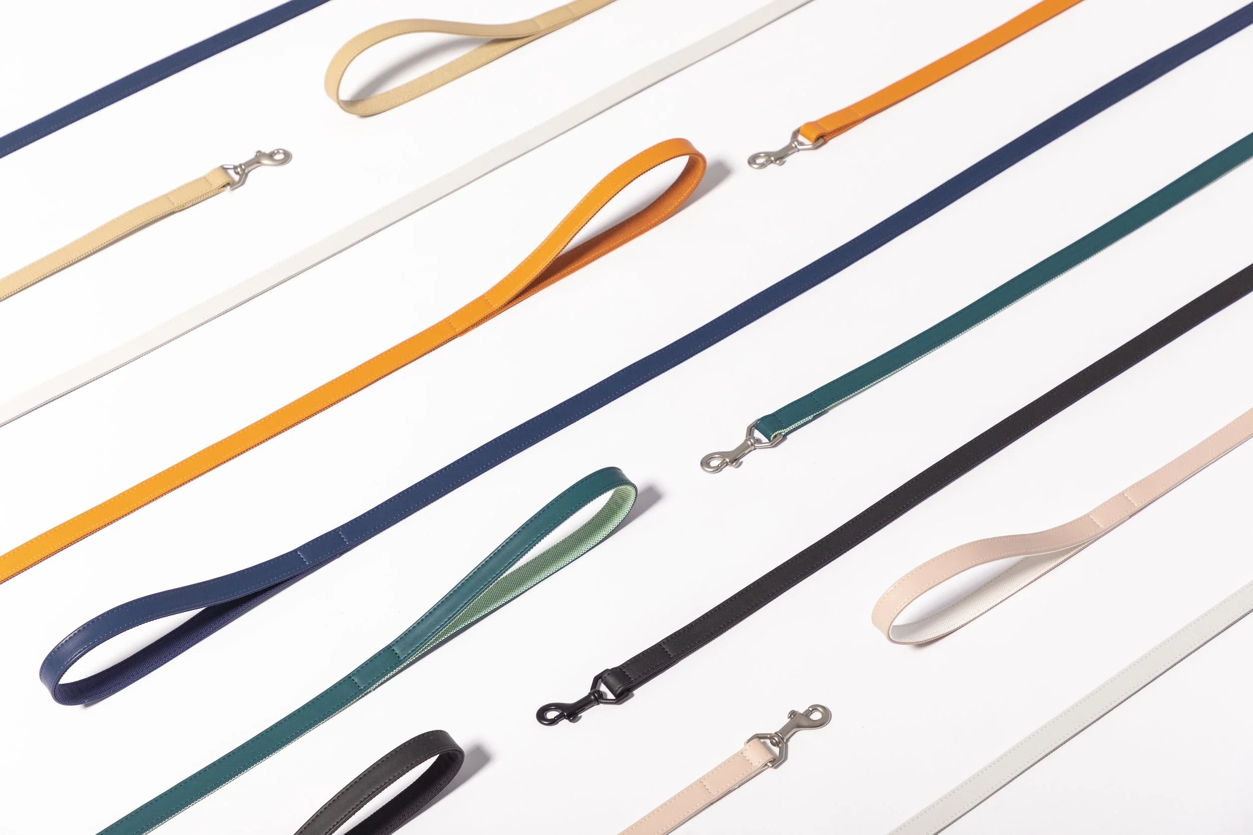 Leash Isometric Flat Lay.jpg