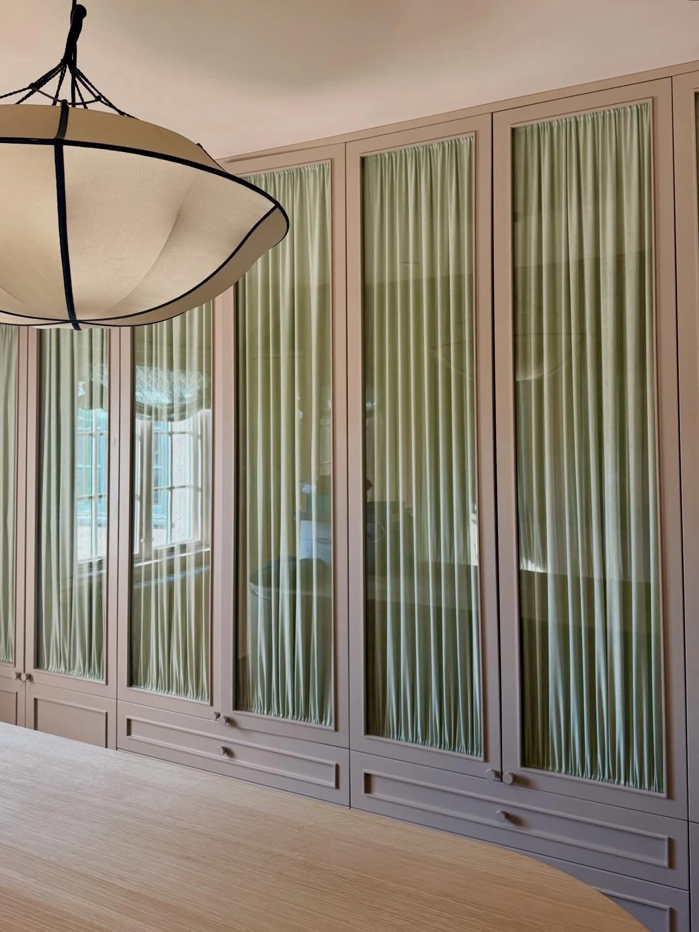 Hers 🩰 Primary closet in Tuxedo Park. 

Interior Design : @neo_studiosdesign 
Custom Millwork : @prishtina.millwork