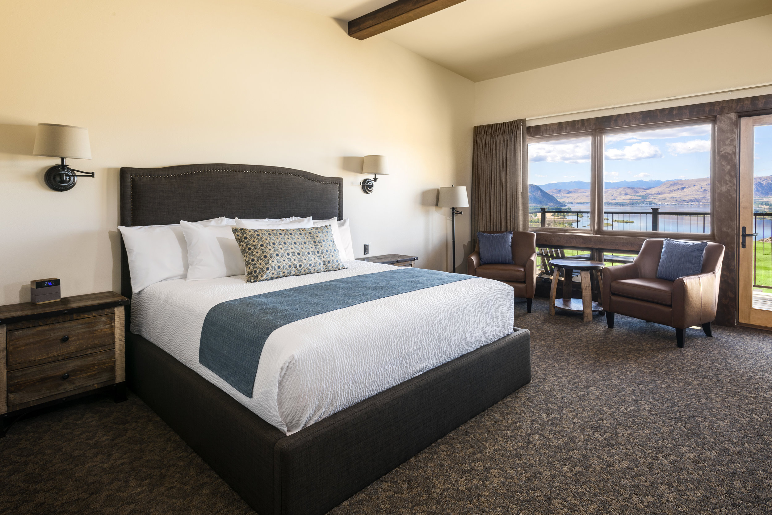 KingRoom-1.jpg