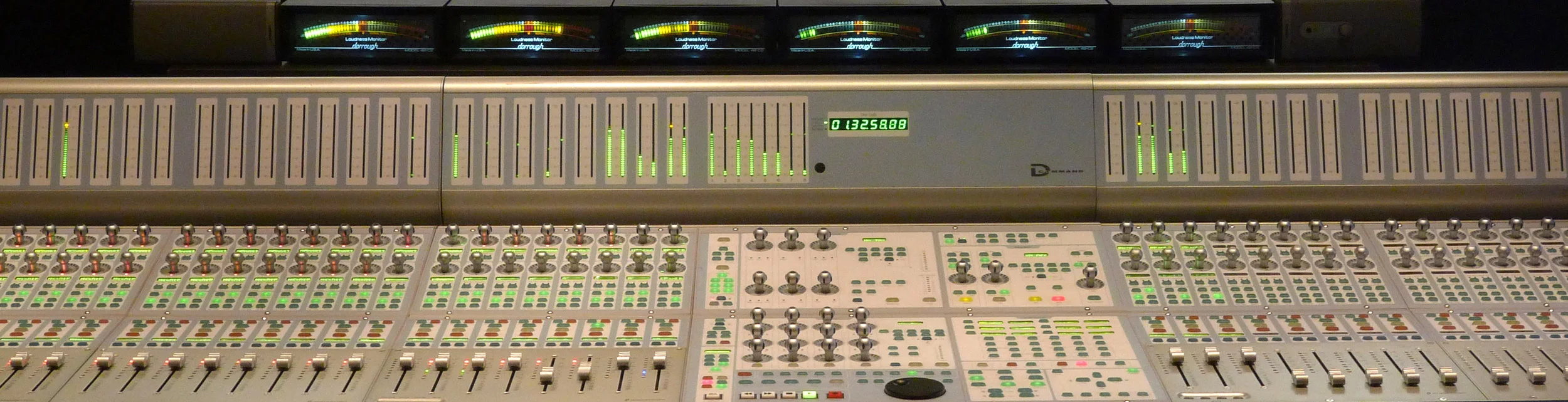 ControlRoom02b.jpg