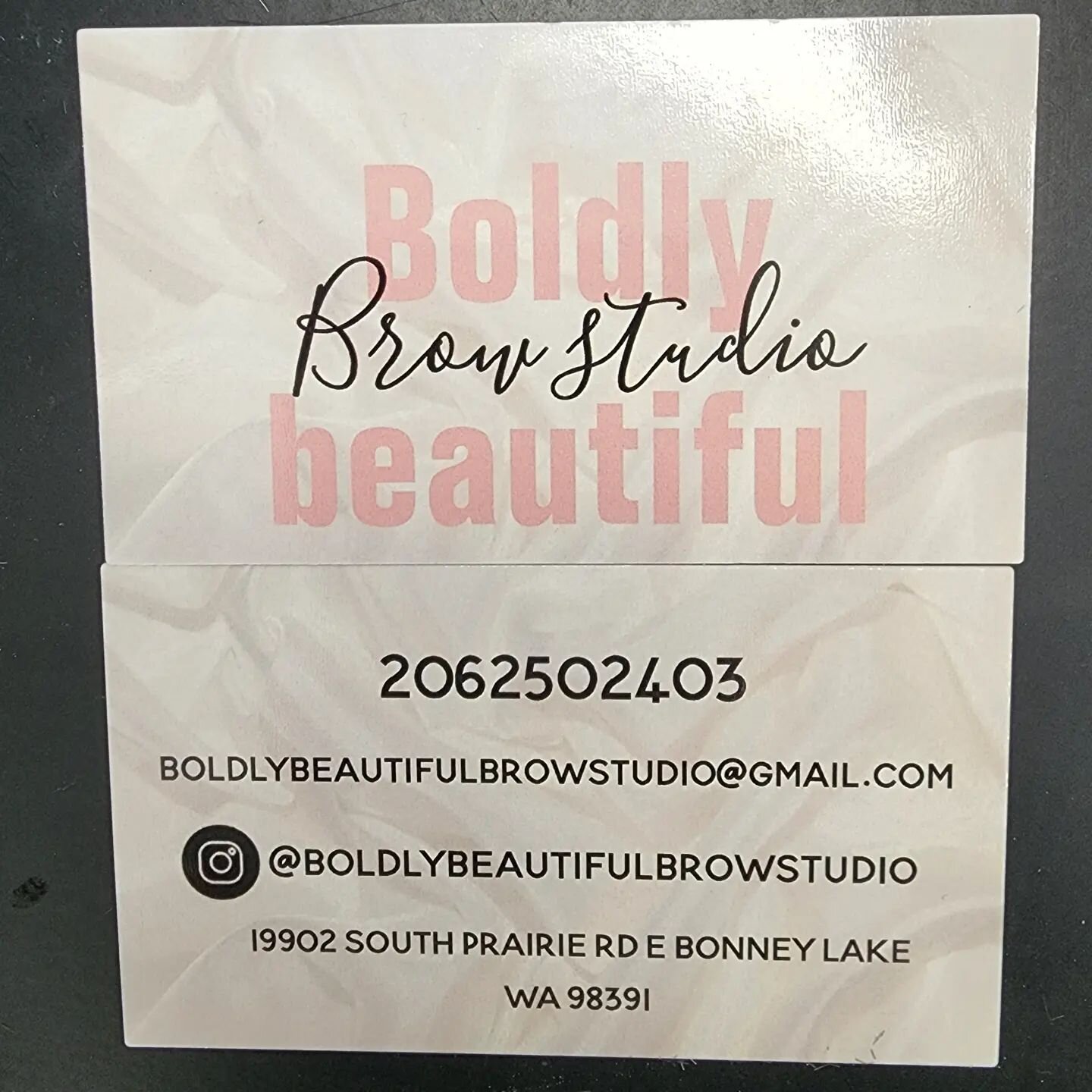 Amy is here and ready for you!
She offers threading, waxing, henna brows, henna tattoos, Eyelash extensions, microblading, makeup, brow Lamination,  lash lift and tint! We can't wait to see you in her chair!

@boldly_beautiful_brow_studio