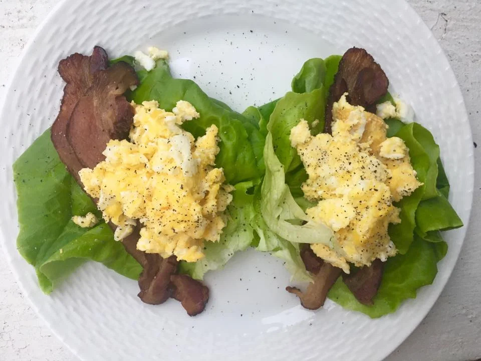 Scrambled eggs, bacon, & butter lettuce!