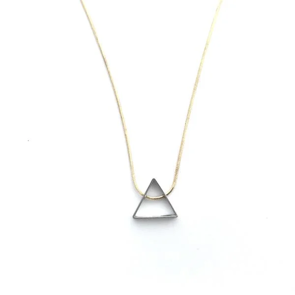 Simple Tri Necklace