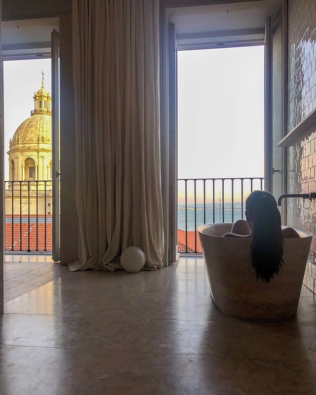 Saturdays 💙
&bull;
&bull;
Until next time Portugal 🇵🇹 #Lisboa #santaclara1728 #portugal