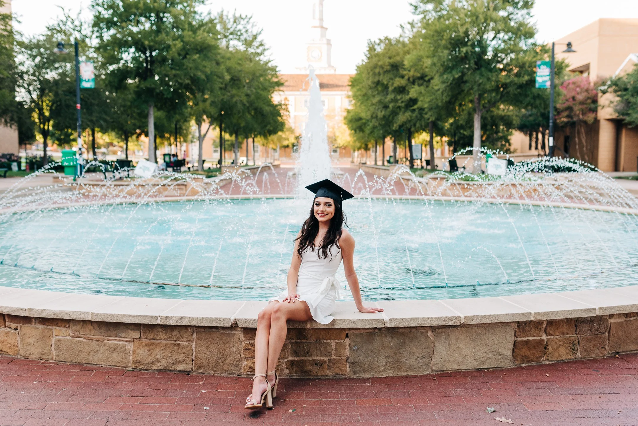 UNTGRADFALL2023-11.jpg