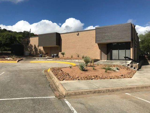 Xeriscapes replaced thirsty and overgrown boxwoods and nandinas.