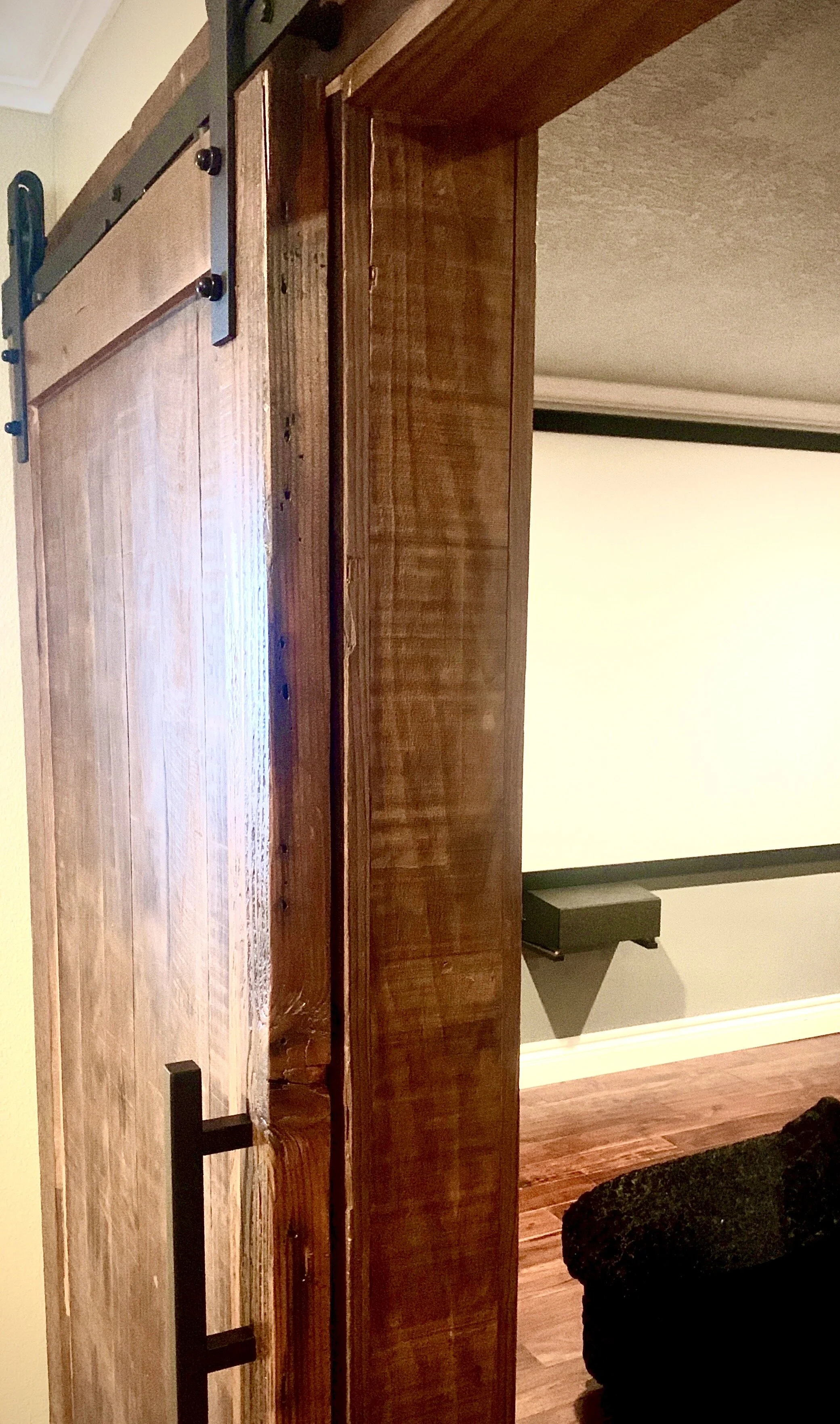 Handle and Hanger Custom.JPG