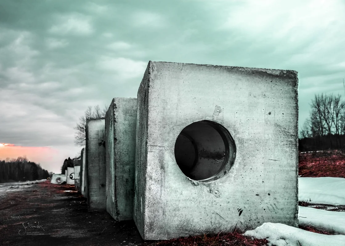 Round Hole 0016