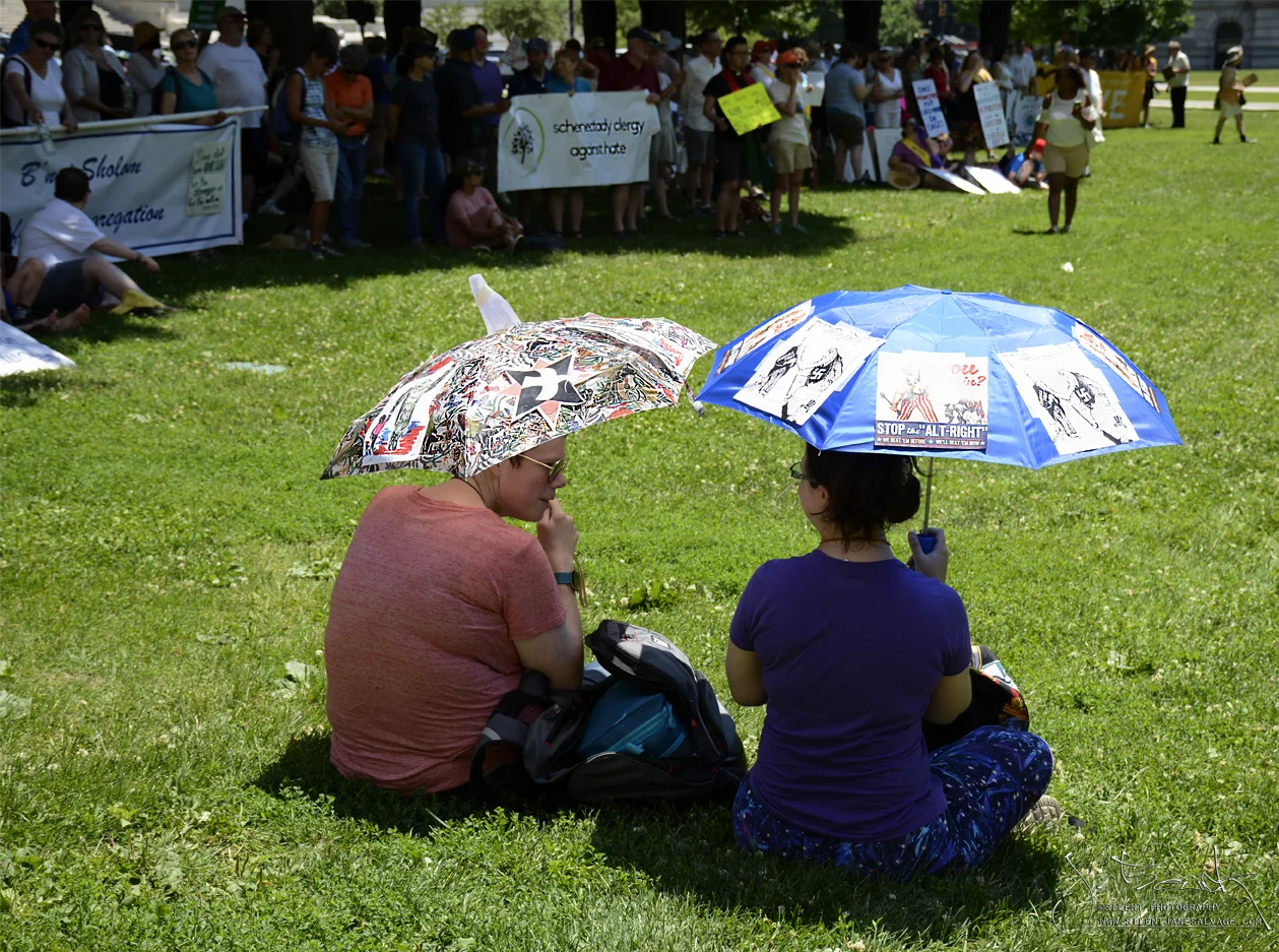 Crowd 1148 sm.jpg