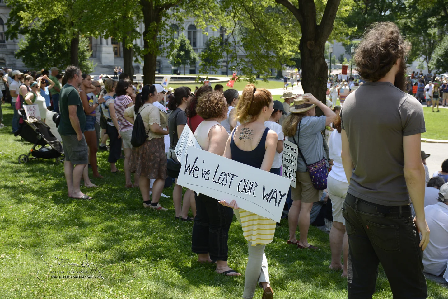 Crowd 1149 sm.jpg