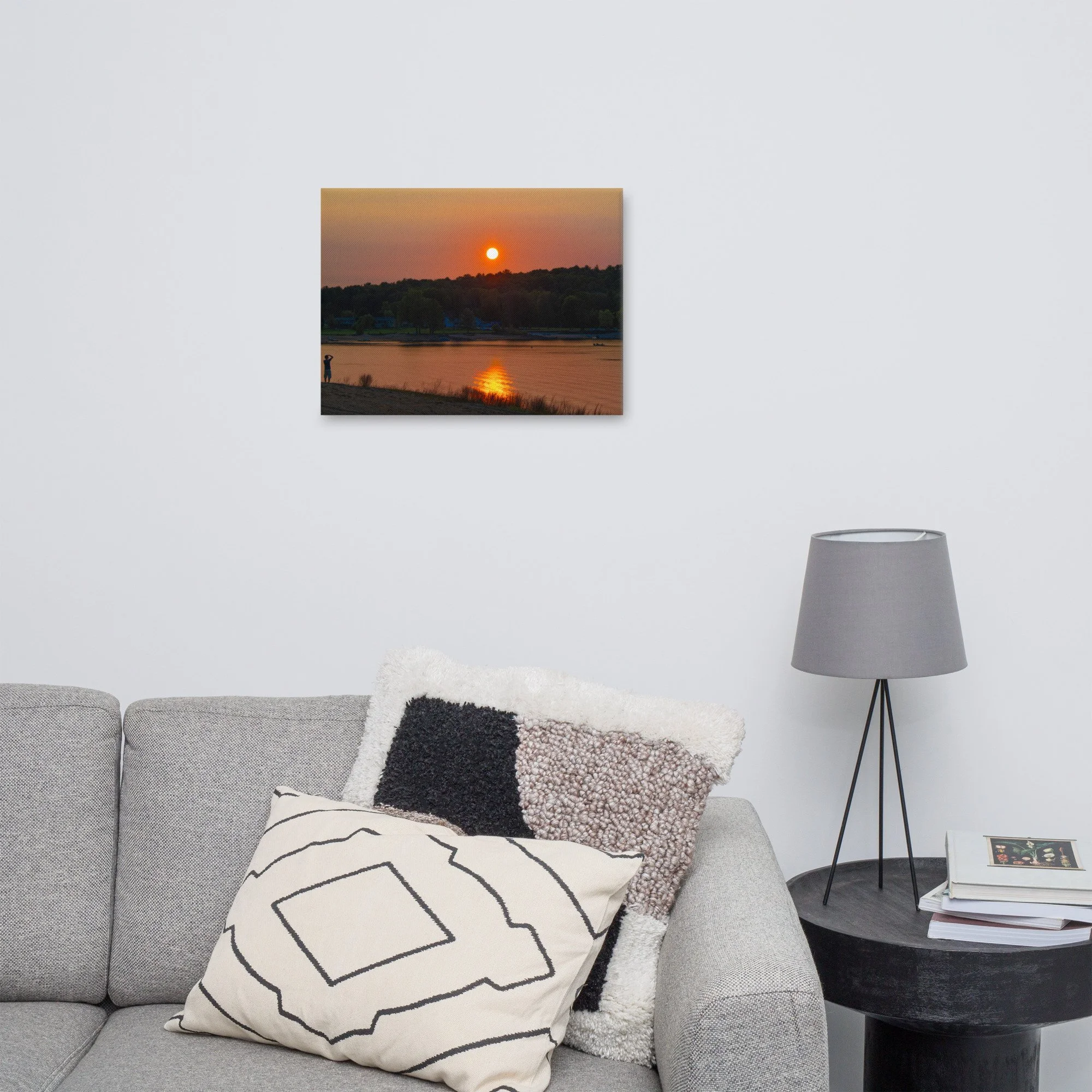 canvas-(in)-18x24-front-637d17fa962f3.jpg