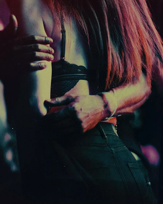 Midnight secret 🤫
.
.
.
.
.
.
.
.
.
.
.
.
.
#vsco#edm#youredm#livemusicpictures#livemusic#nightlifephotographer#concertphotographer#bandphotographer#livemusicphotographer#youredm#livenation#bassmusic#hardstyle#techno#bestmusicshots#concertphotograph