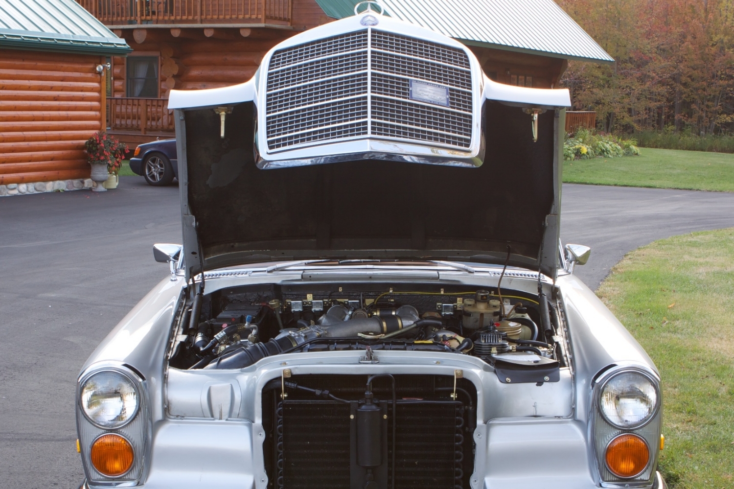 20120924 SWB & LWB 600 Grand Photo Shoot 26.jpg