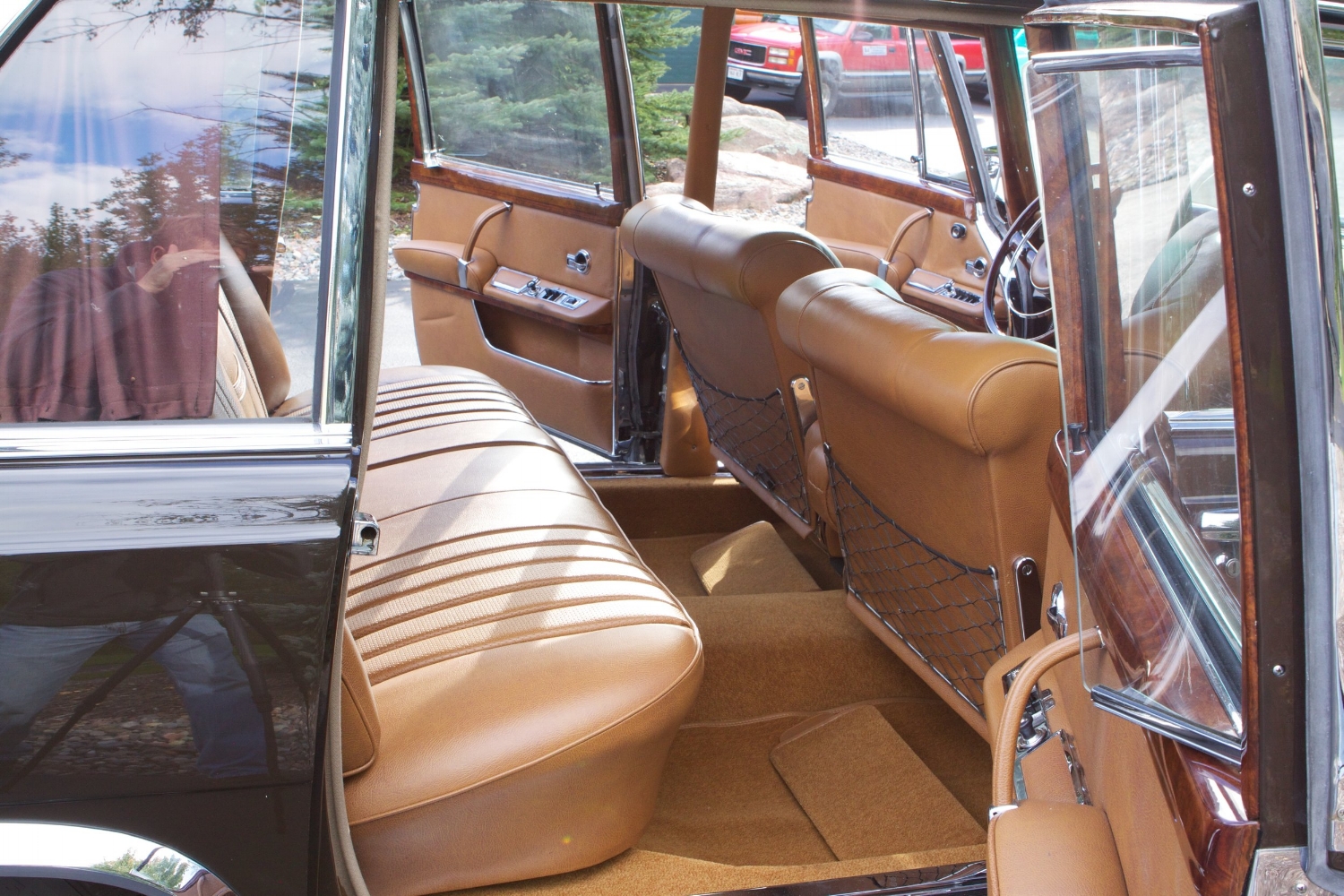 20140913 VIN0081 Tobacco Brown 600 SWB 34.jpg