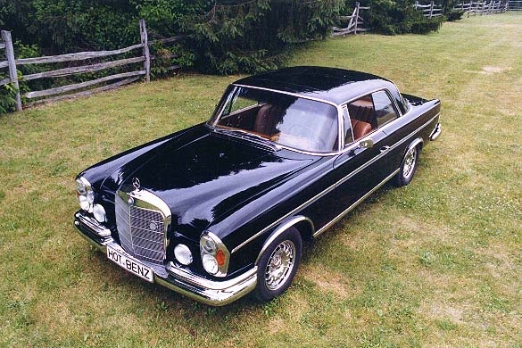 9002 1967 300SE Coupe 3.jpg