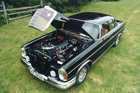 9002 1967 300SE Coupe 5.jpg