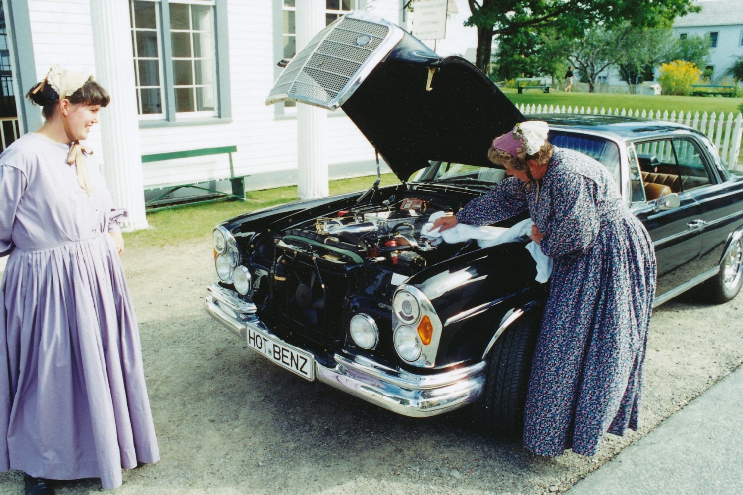 9002 1967 300SE Coupe 11.jpg