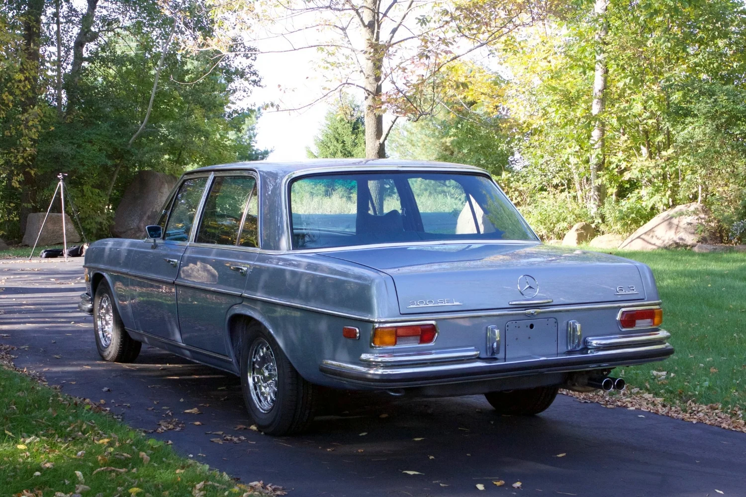 VIN 2875 1970 300SEL 6.3 Silver Blue Metallic - 14.jpg