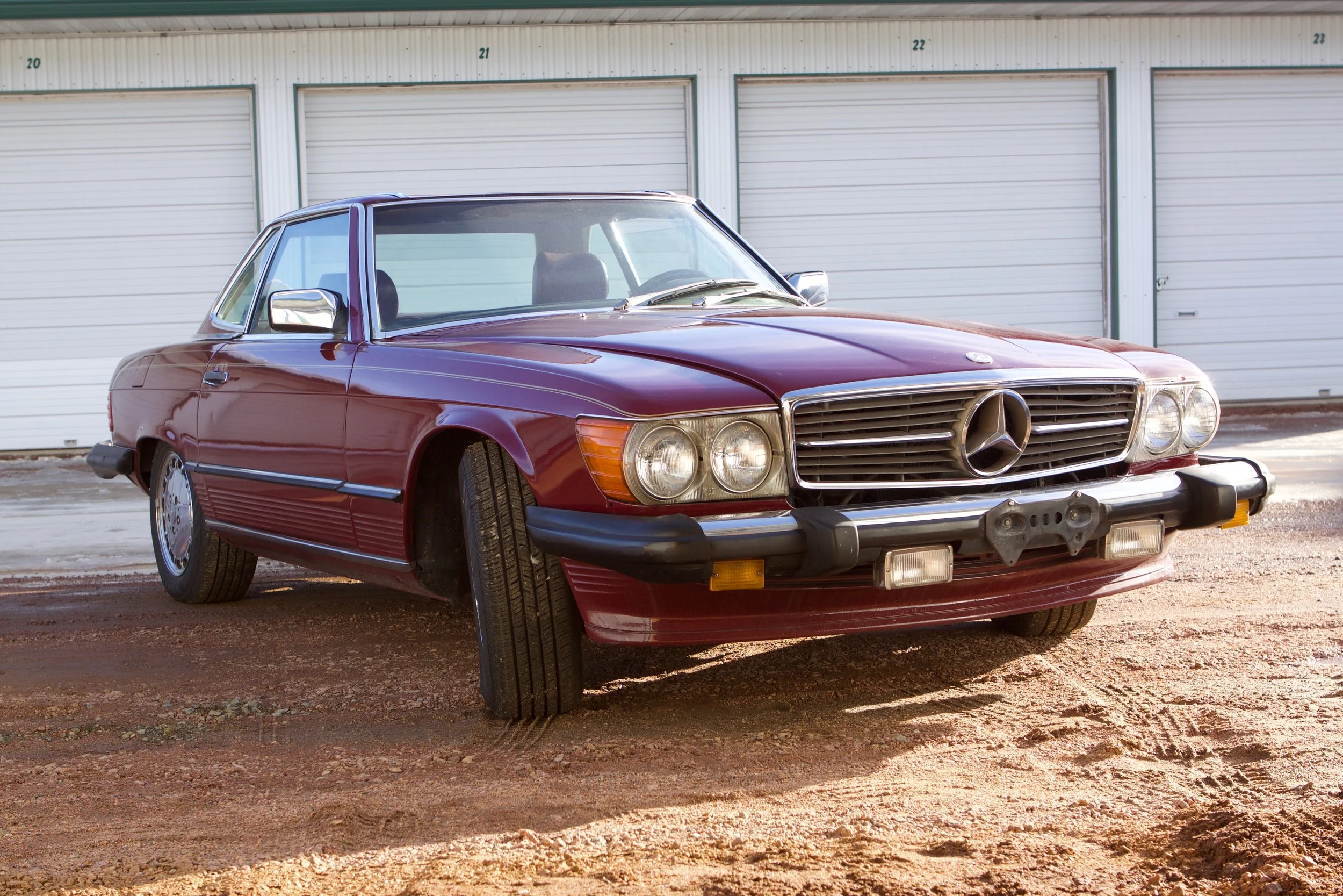 MB Burgundy 560SL - 10.jpg