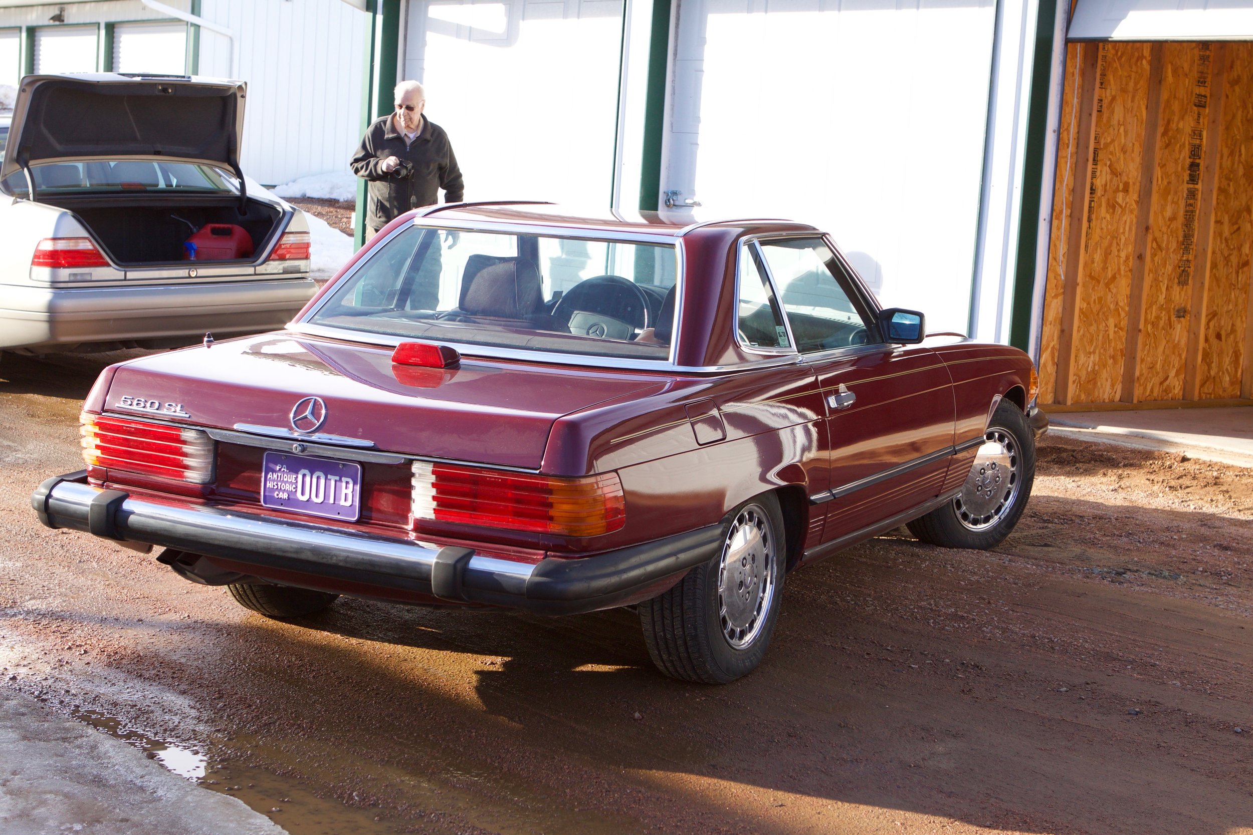 MB Burgundy 560SL  - 7.jpg